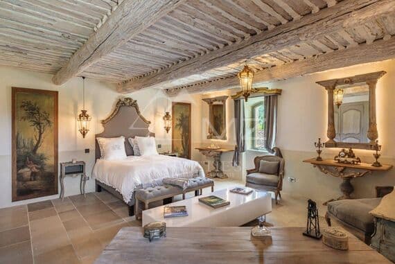 Bedroom - luxury house