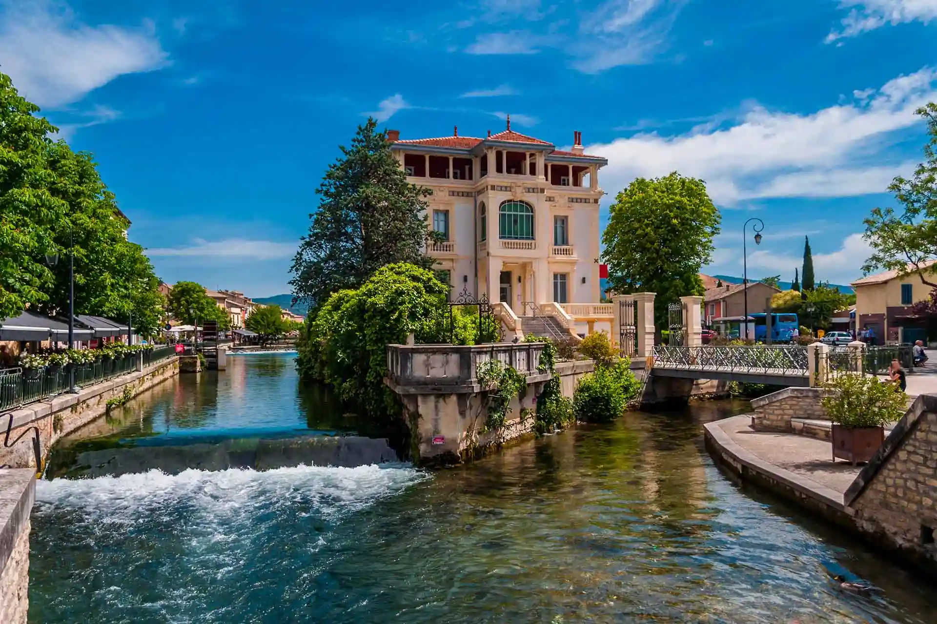 Propriétés et villas de luxe à vendre à L'Isle-sur-la-Sorgue