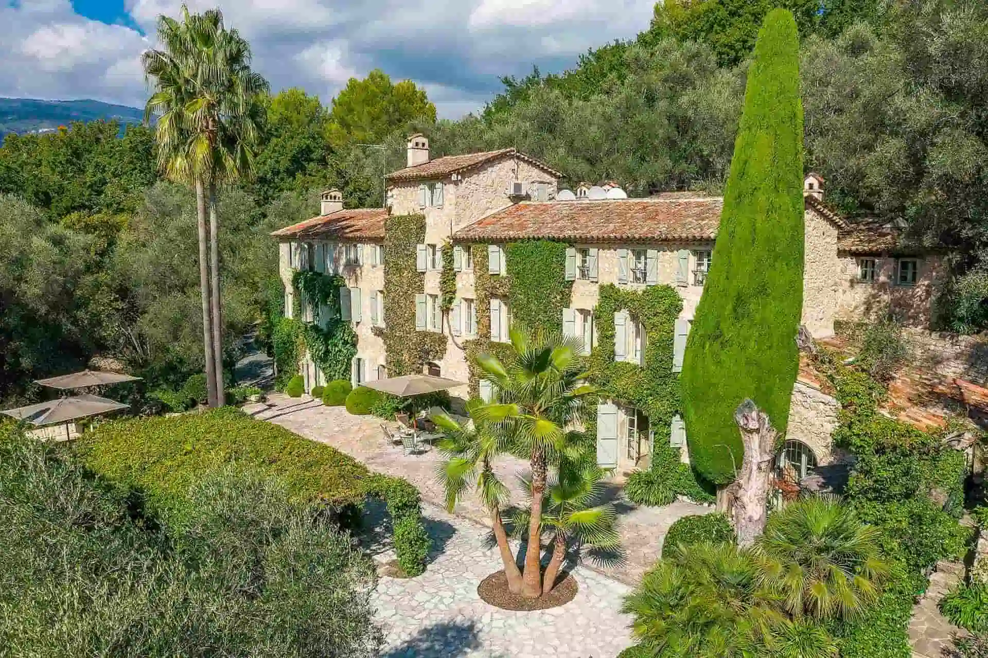 Villas de luxe et propriétés d'exception à vendre à Grasse