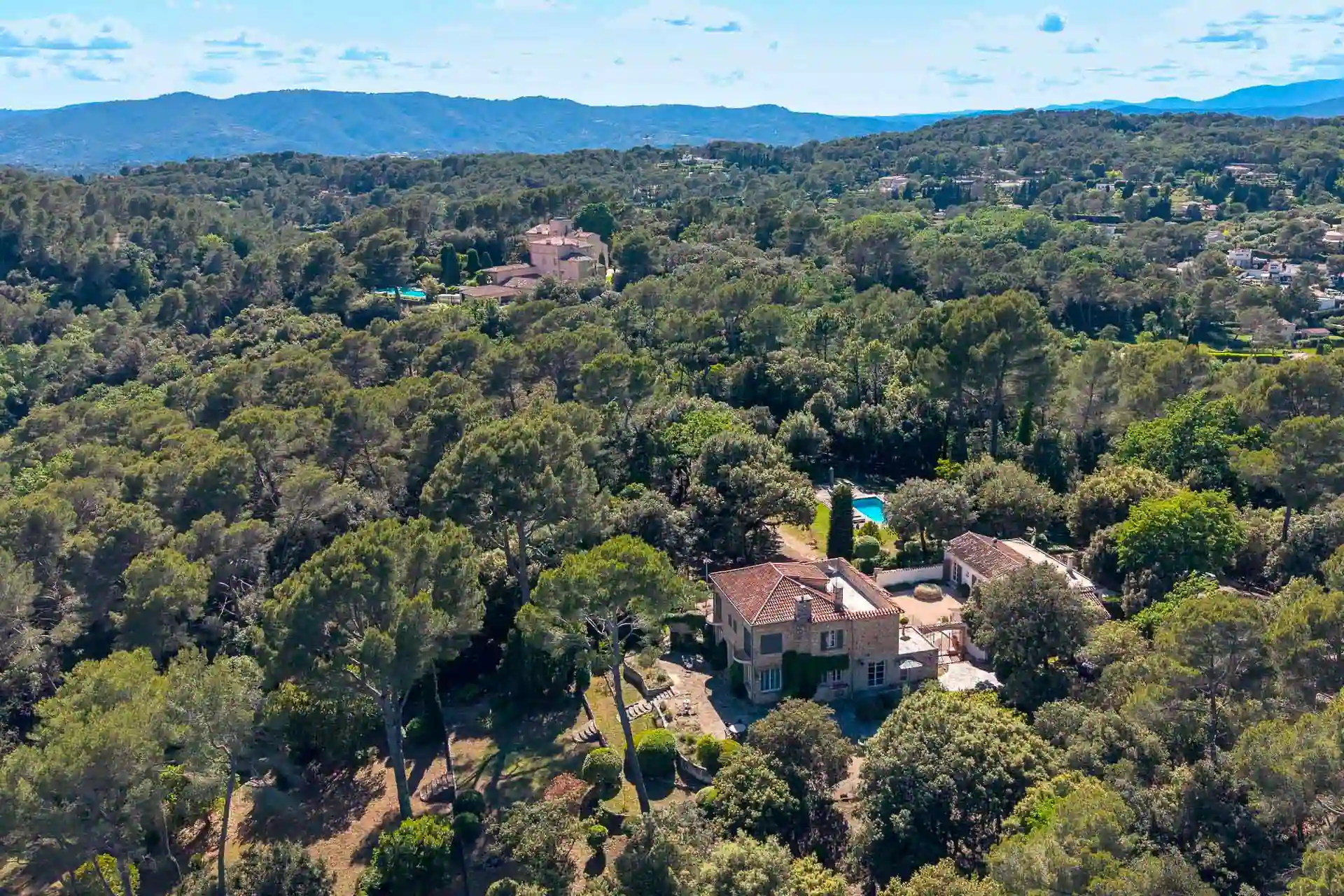 Propriétés et villas de luxe à vendre à Valbonne