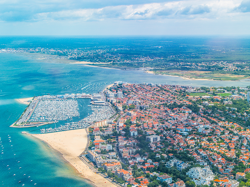 Luxury real estate in the Arcachon Bay