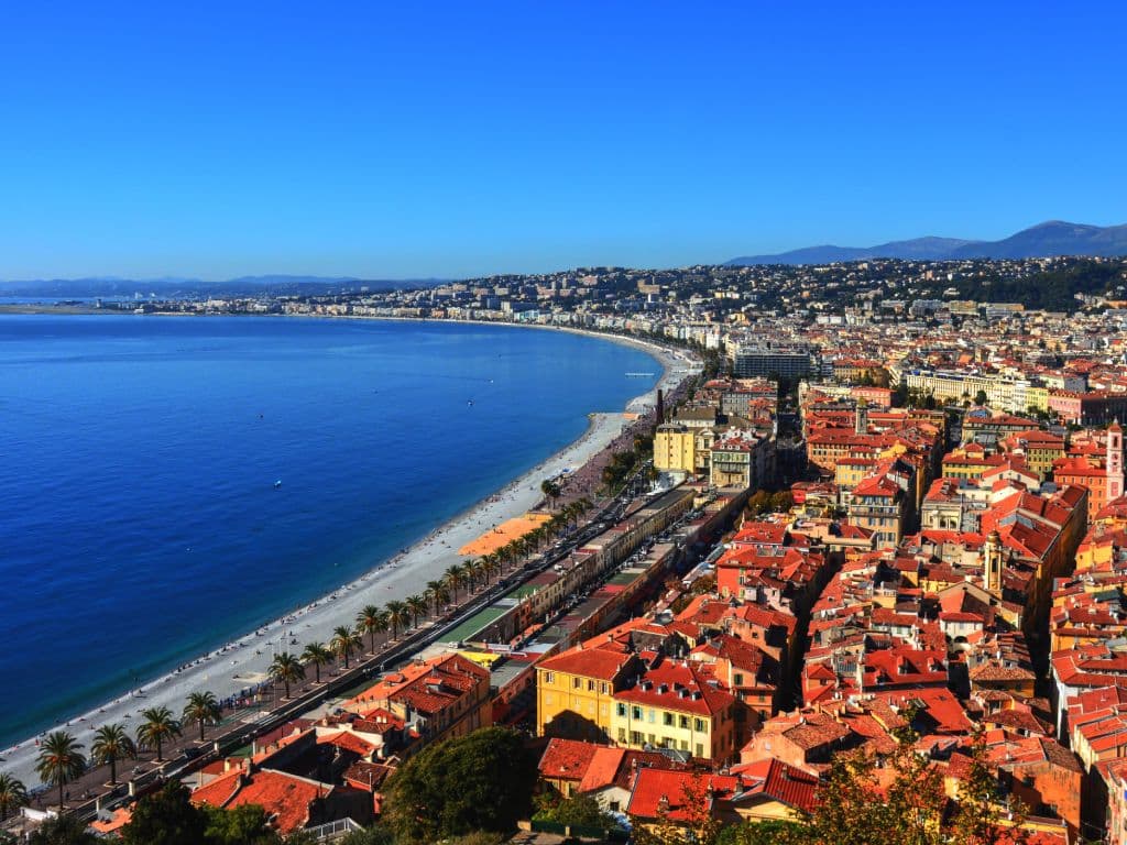 What are the finest neighborhoods in Nice?