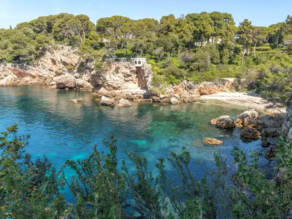 Baie des Milliardaires au Cap d’Antibes