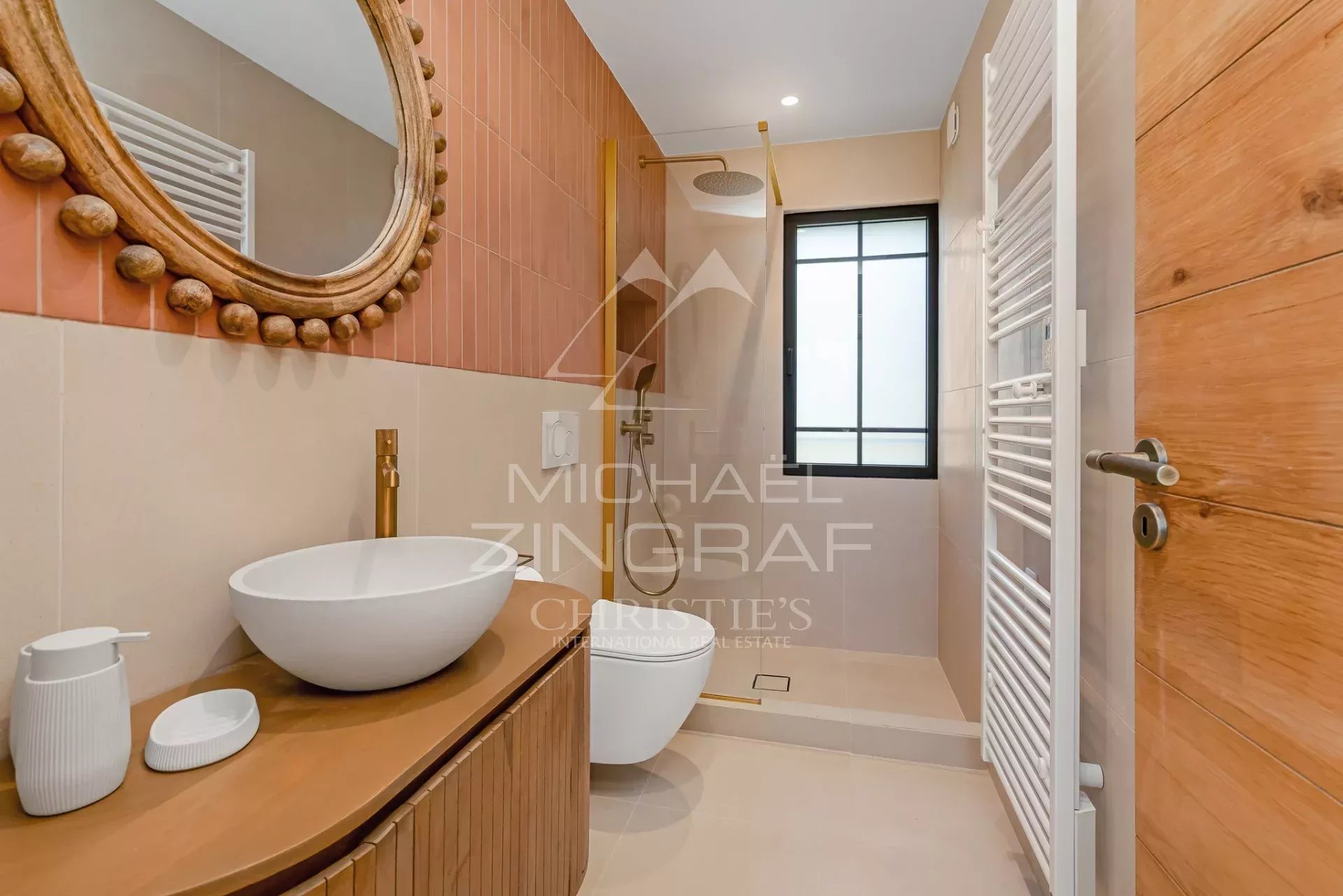 Superb renovated villa with large garden - Saint-Tropez