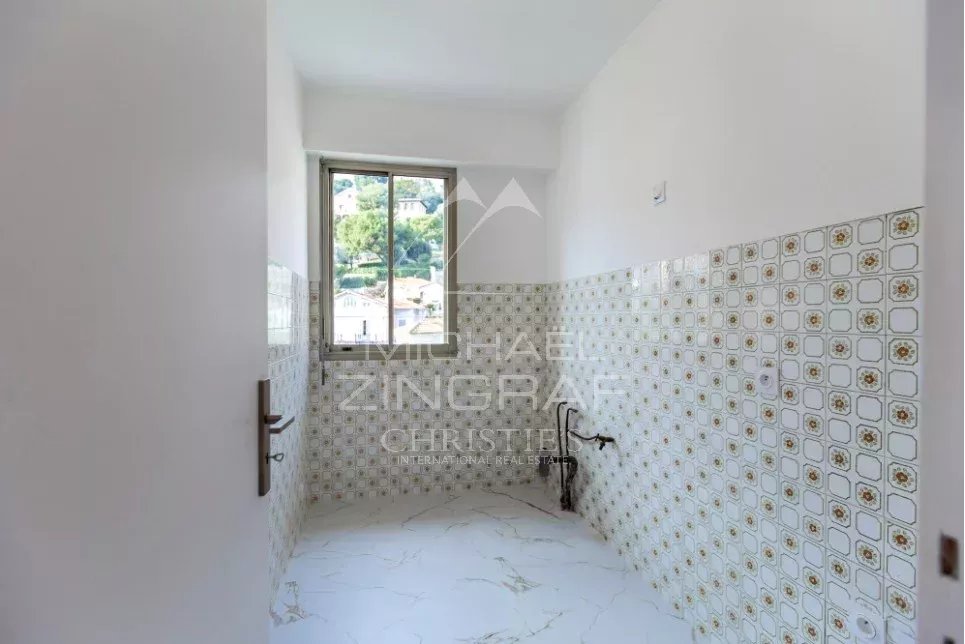 Wunderschöne Dachgeschosswohnung mit Terrasse und Garage