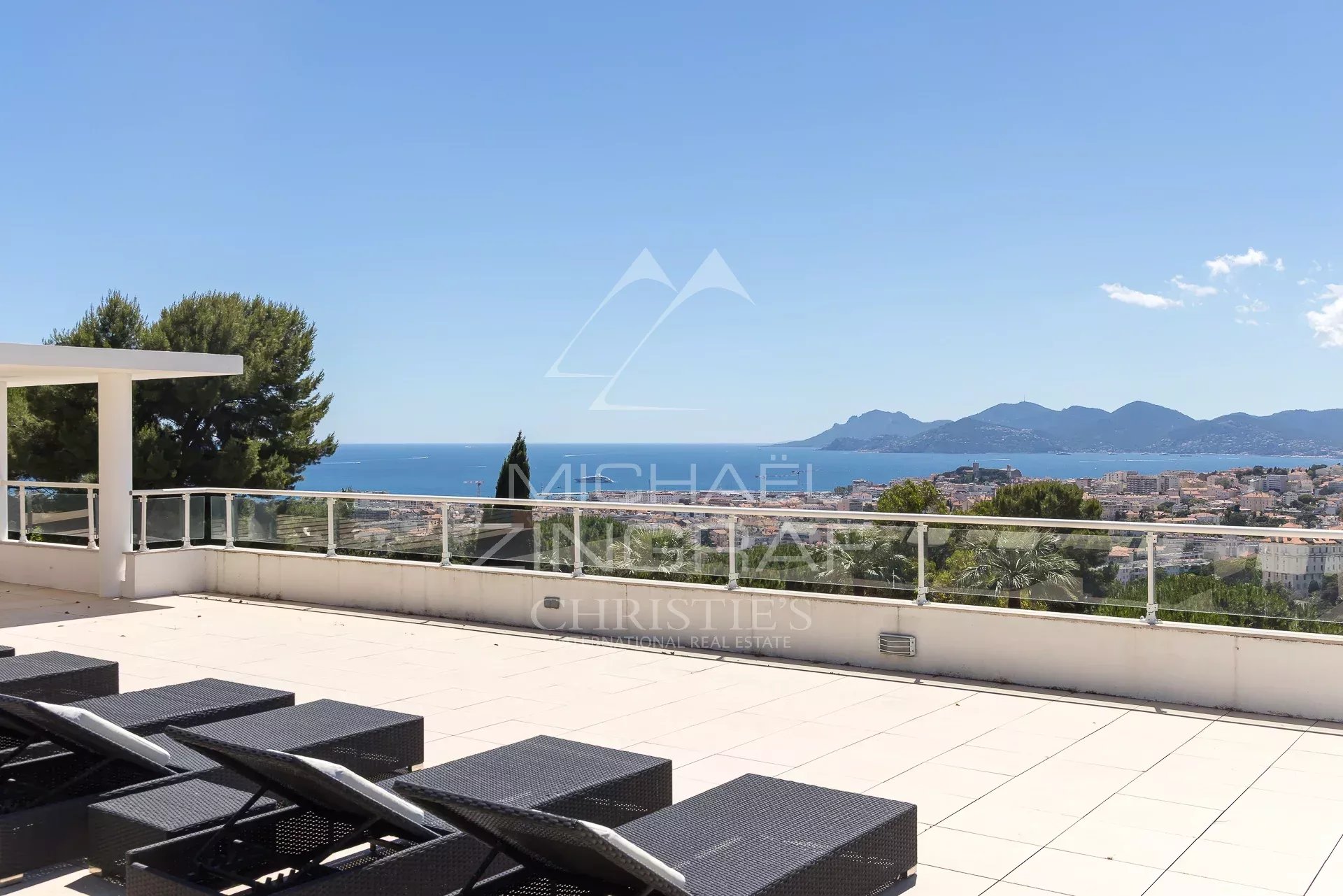 Cannes - Somptueuse villa neuve