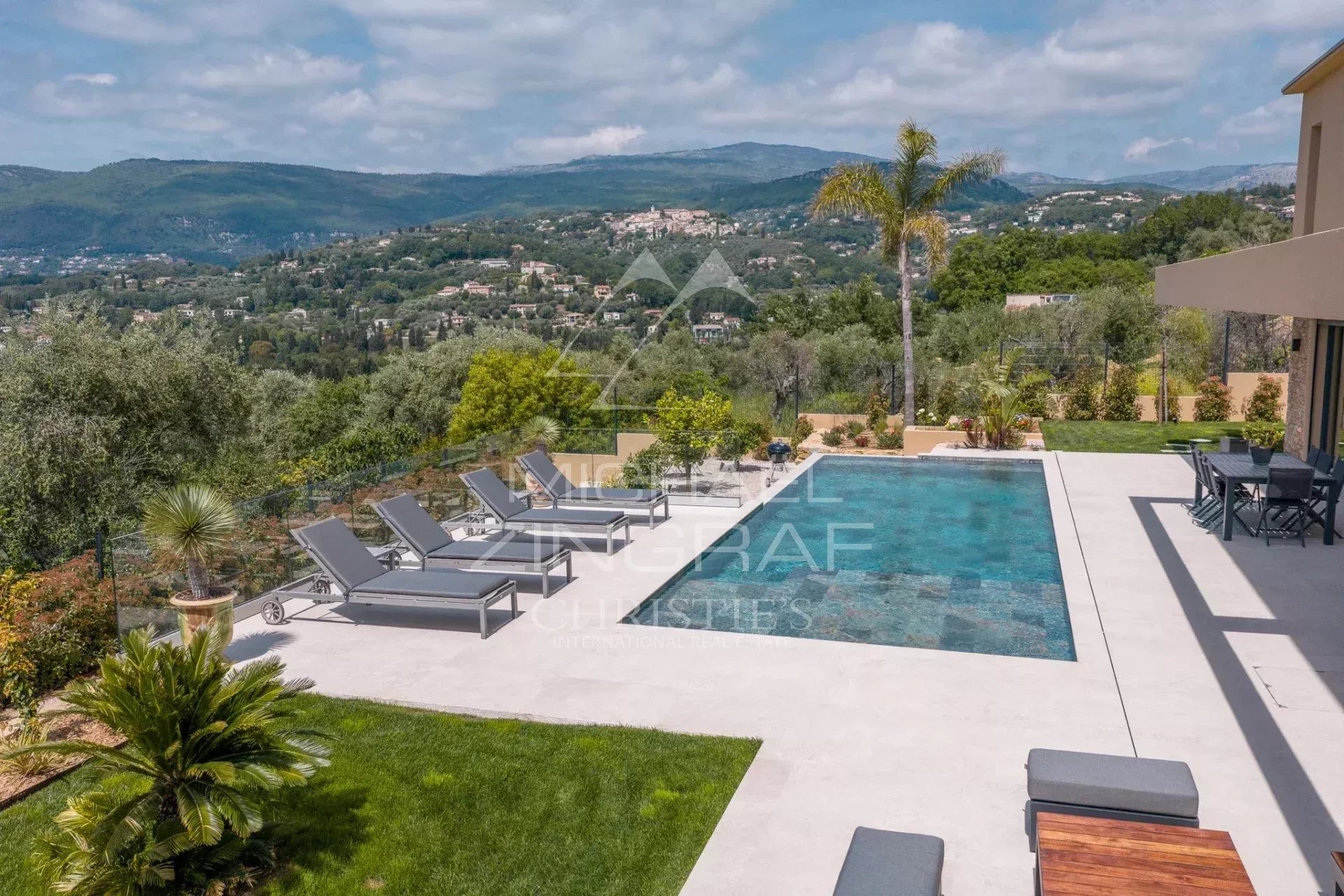 Opio – Villa contemporaine d'exception au sein d'un domaine privé