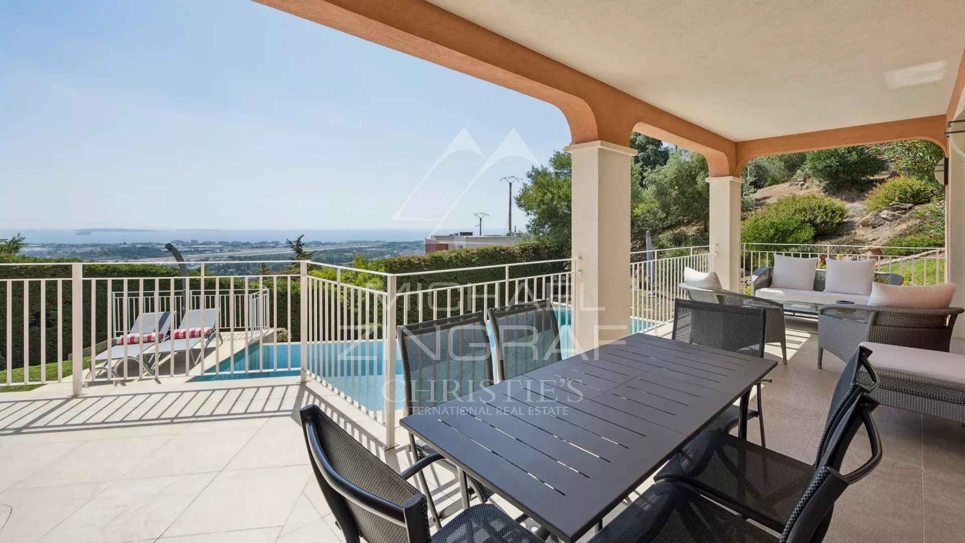 Mandelieu la Napoule - PROPRIÉTÉ VUE MER DANS DOMAINE PRIVÉ - Proche Cannes