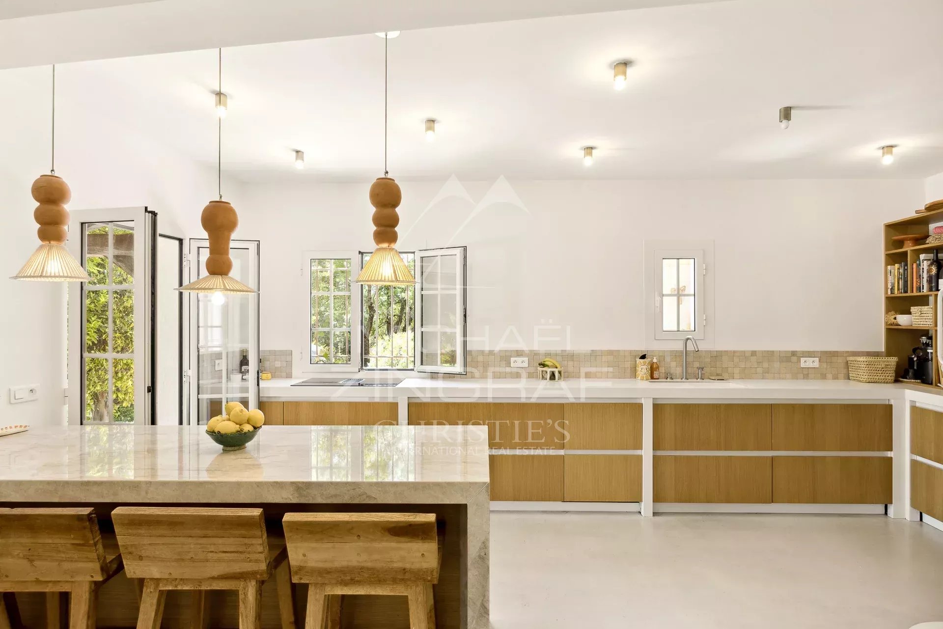 Saint-Paul-de-Vence : Propriété de charme au calme avec piscine