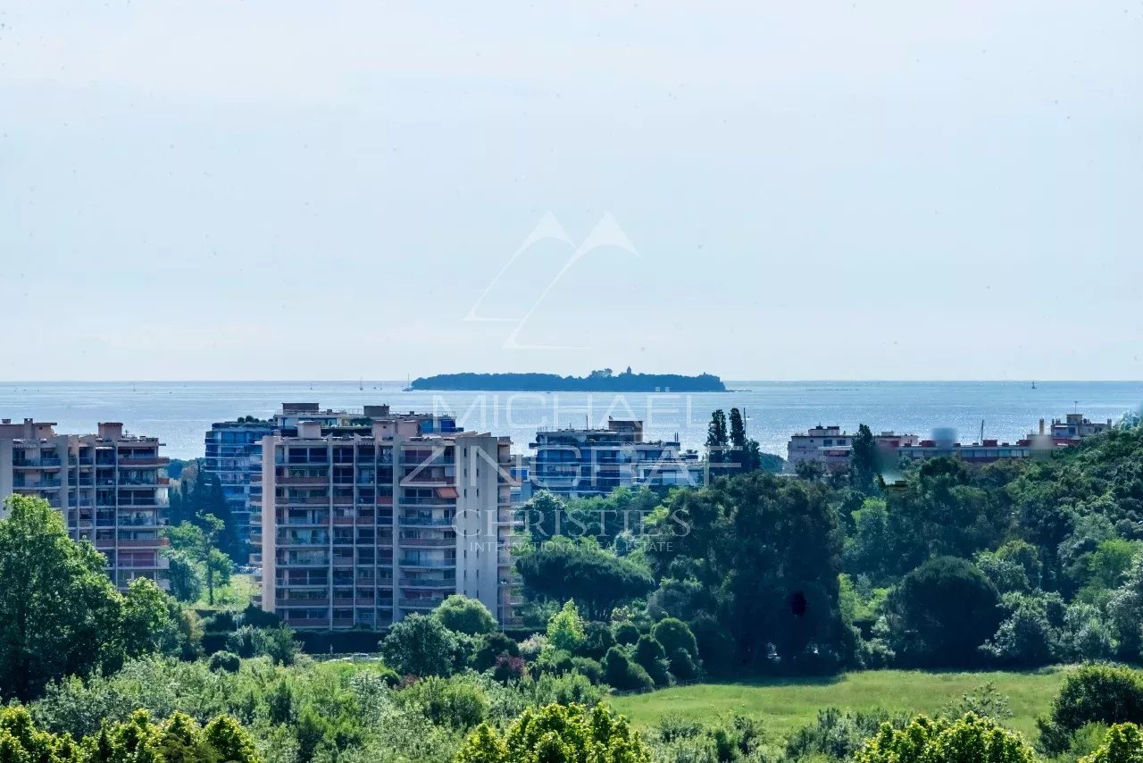 Charmante maison à renover - Mandelieu-La-Napoule