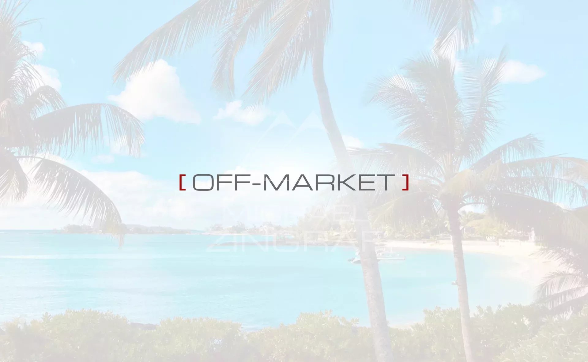 Villa direkt am Meer in Pereybere