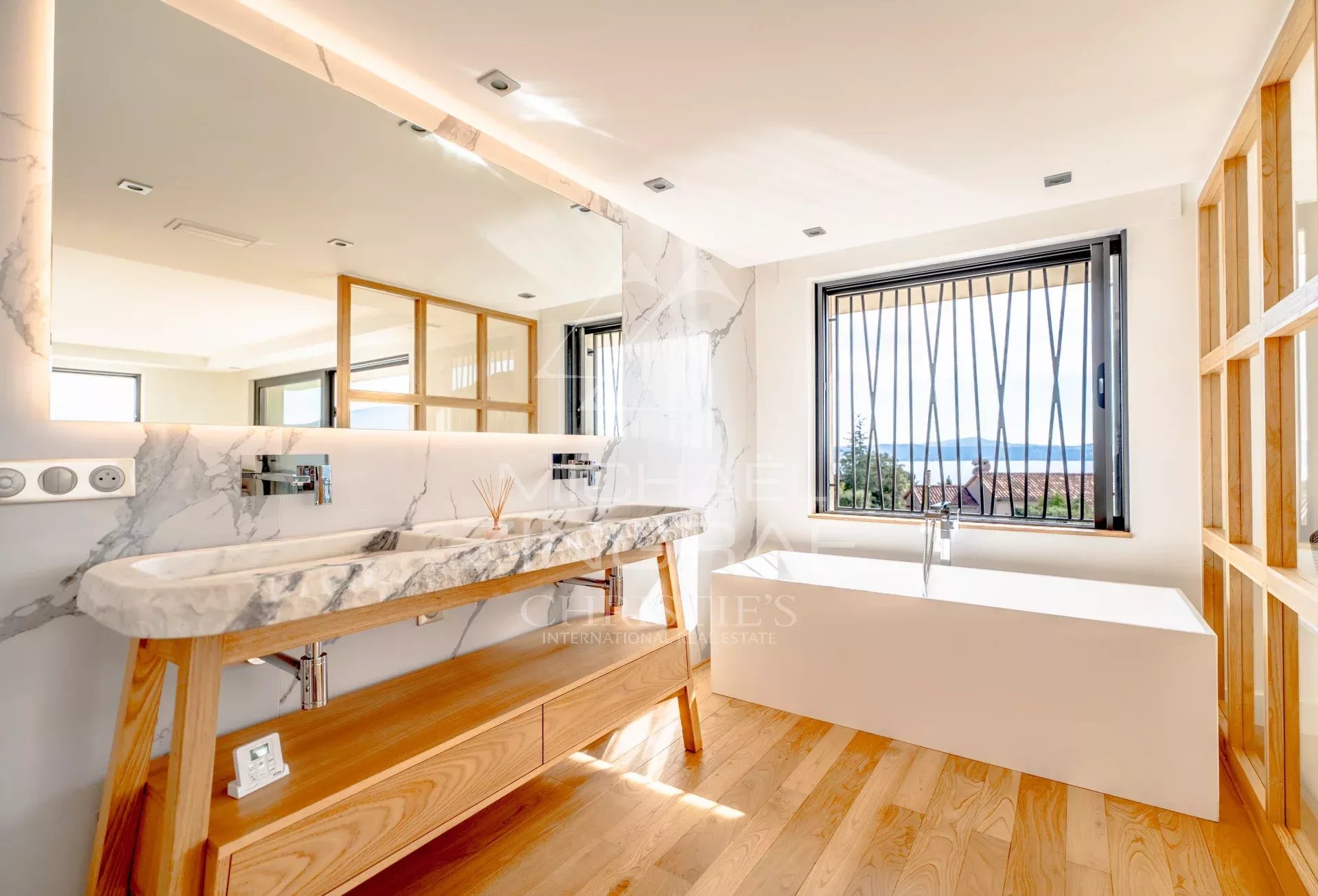 Villa contemporaine neuve avec vue mer – Quartier du Sémaphore