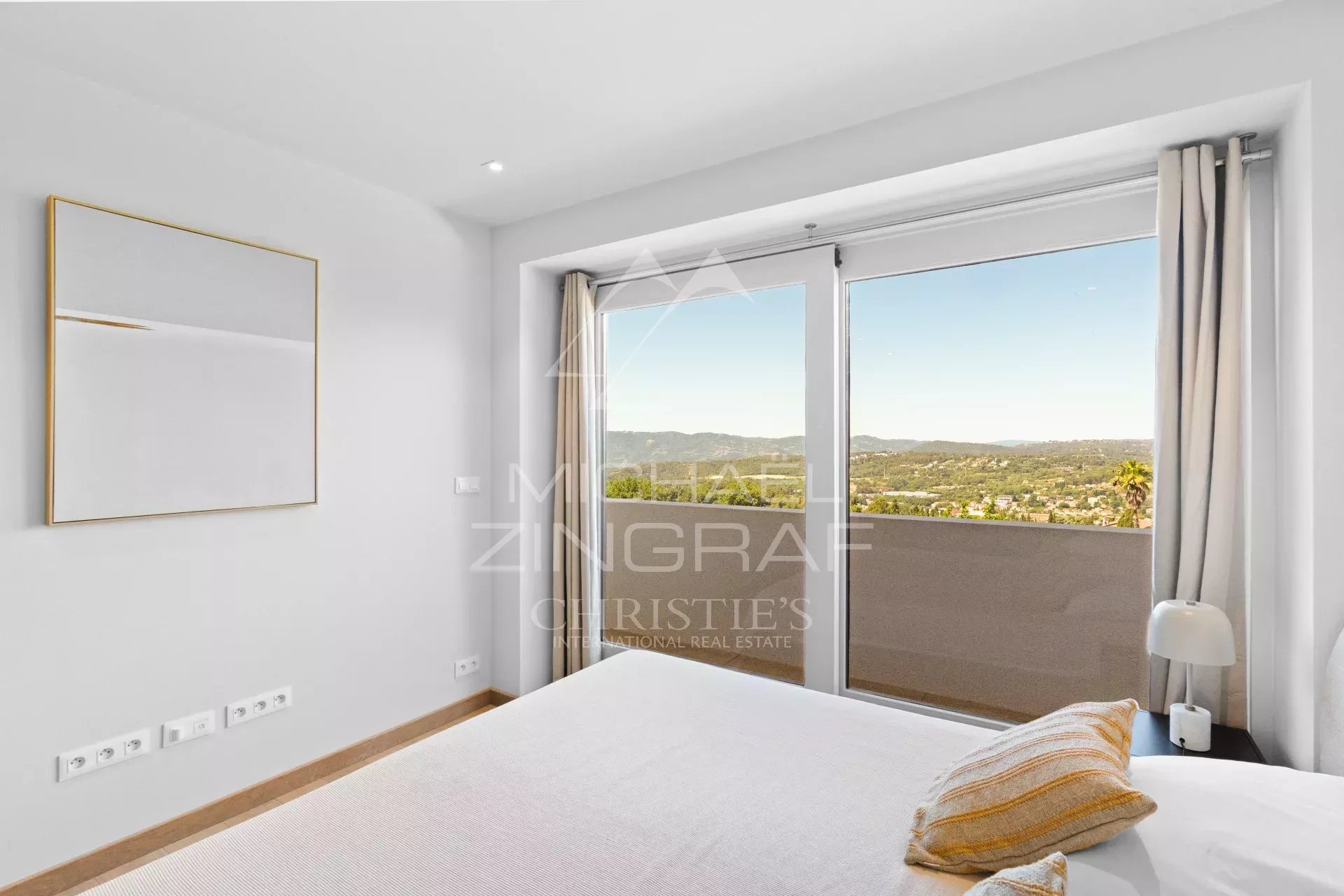 Proche Valbonne - Villa contemporaine avec vue panoramique - 4 chambres