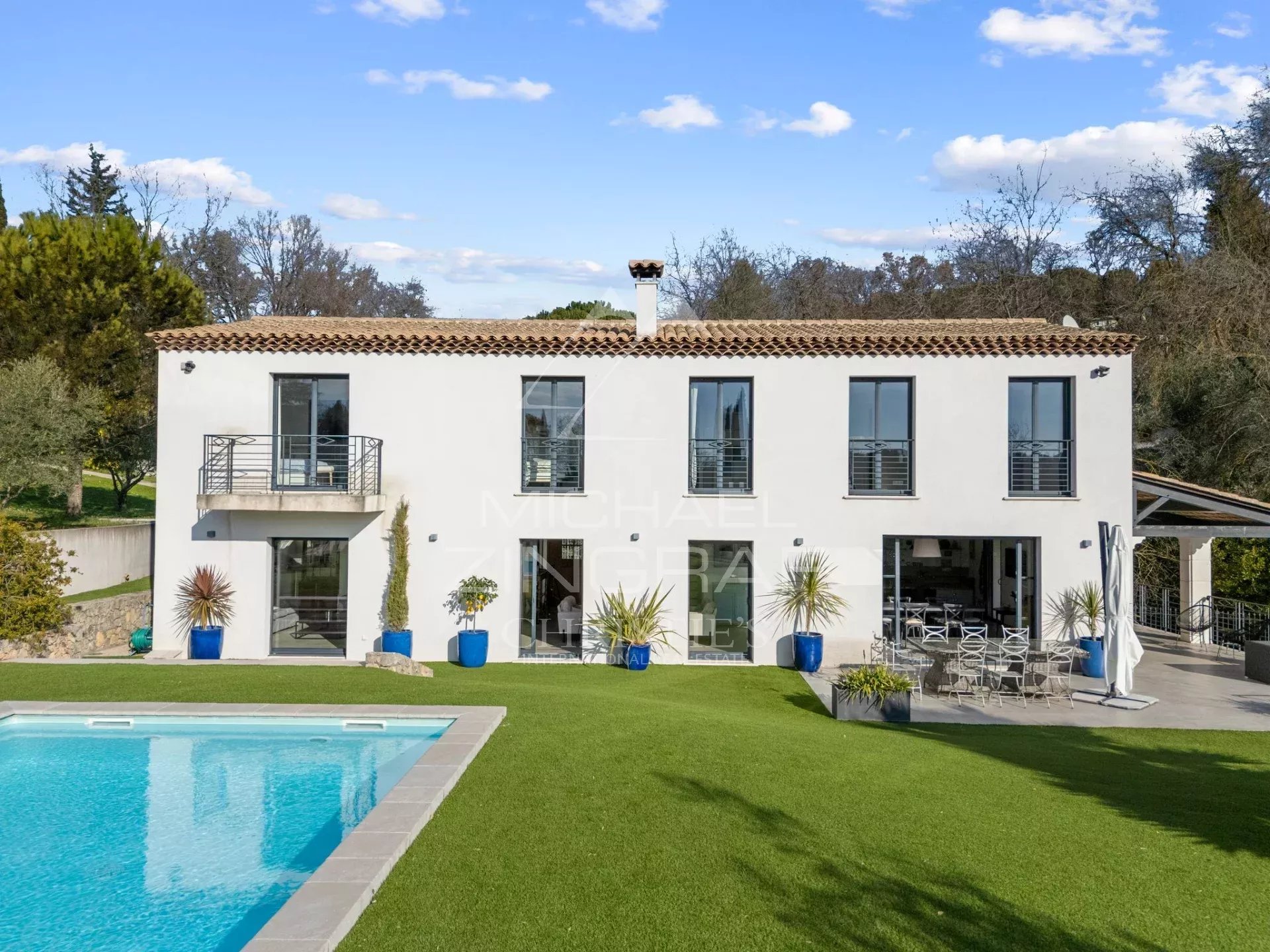 Wunderschöne moderne Bastide in absoluter Ruhe