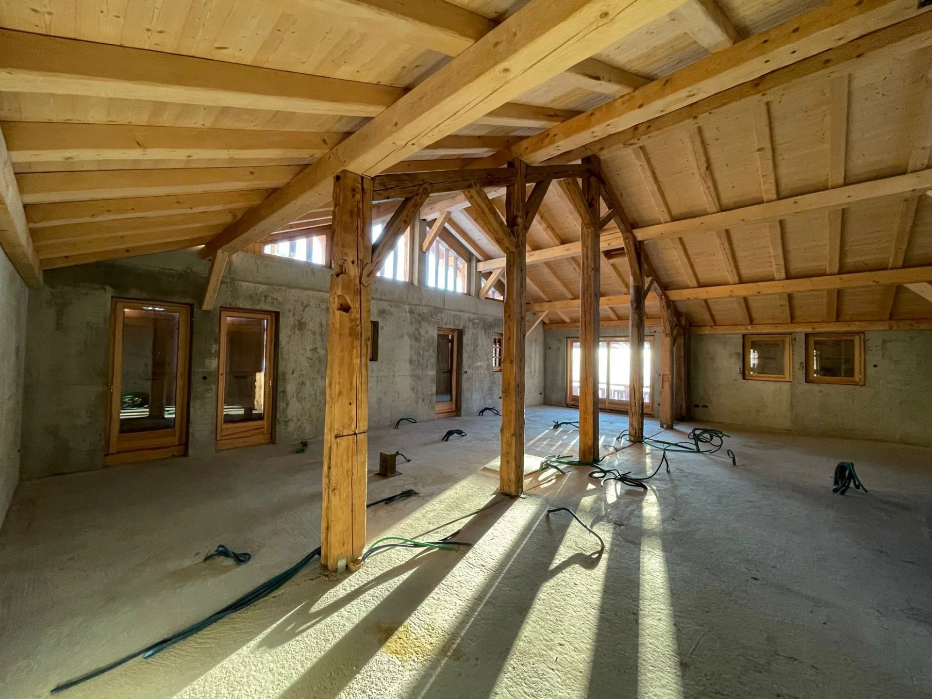 Megève Dorfzentrum – Authentischer Bauernhof zum Ausbauen