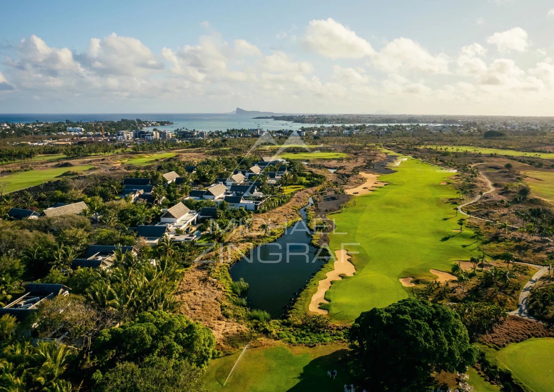 3-Schlafzimmer-Penthouse im Herzen eines Golfanwesens