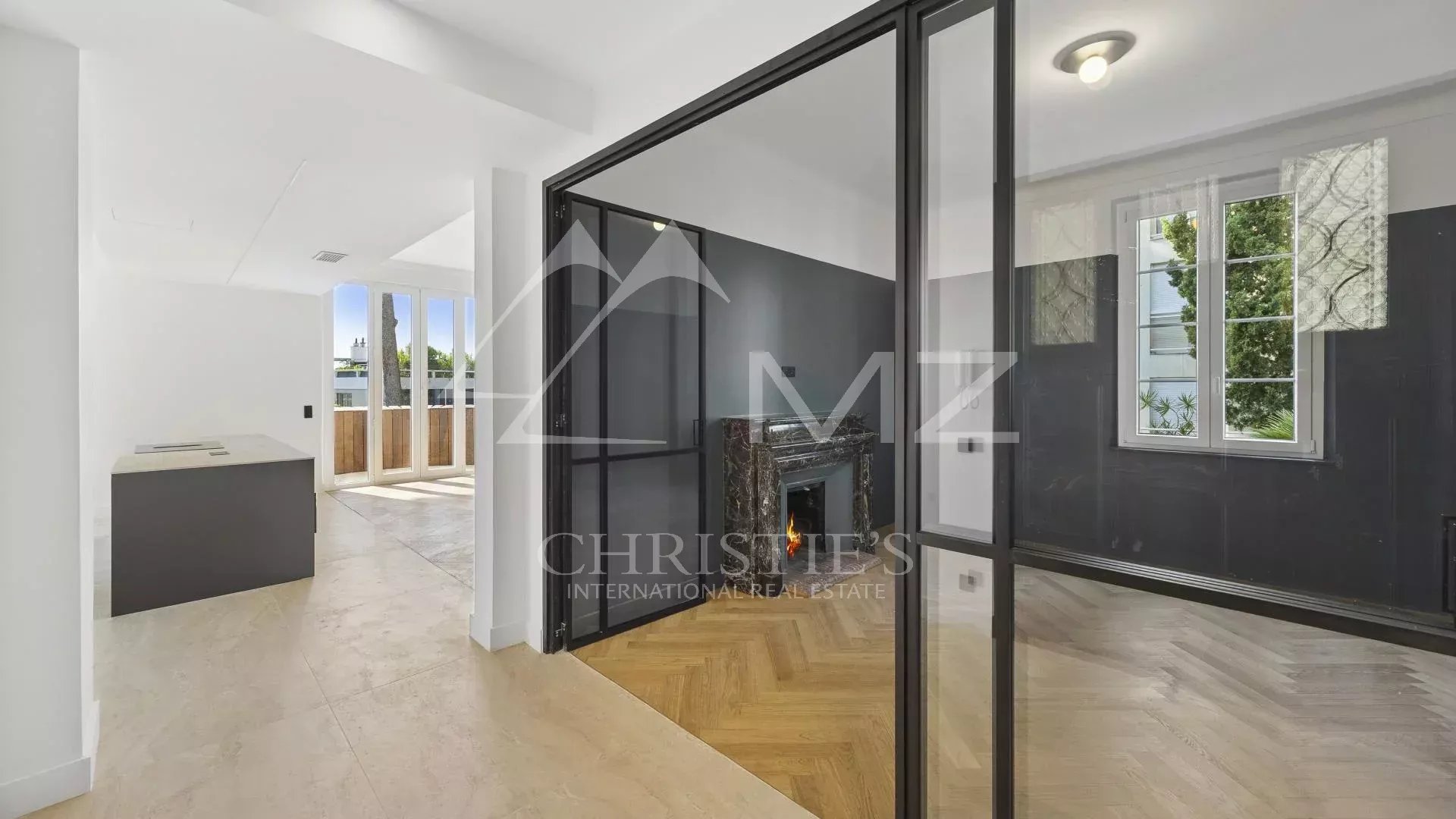 Le Cannet Europe stunning volumes for this apartment