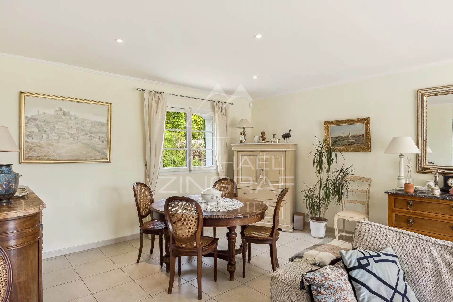 Vence: Charmante provenzalische Villa mit Meerblick