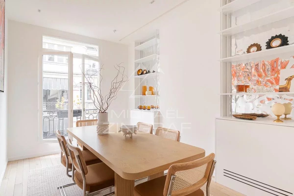 A vendre - Triangle d'or - 3 Suites - Parfait Etat - Clim