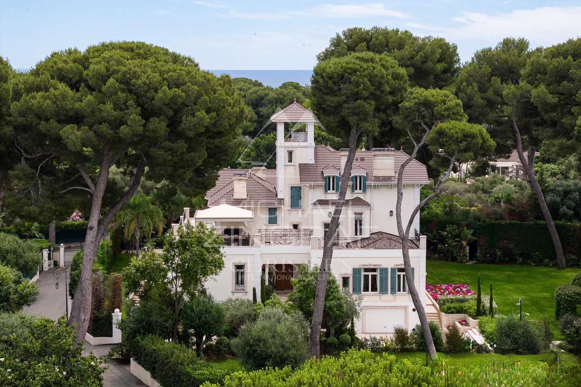 Cap d’Antibes – Prächtige Belle-Époque-Villa in einer privaten Domäne