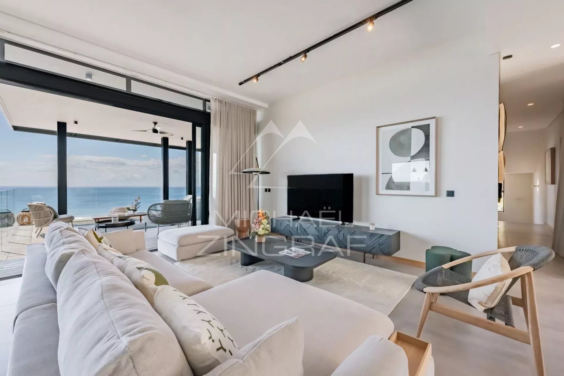 Puppen 5 -Bedroom Villa - Black Riviere