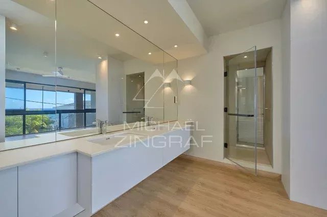 Exceptional Duplex in Pointe aux Canonniers