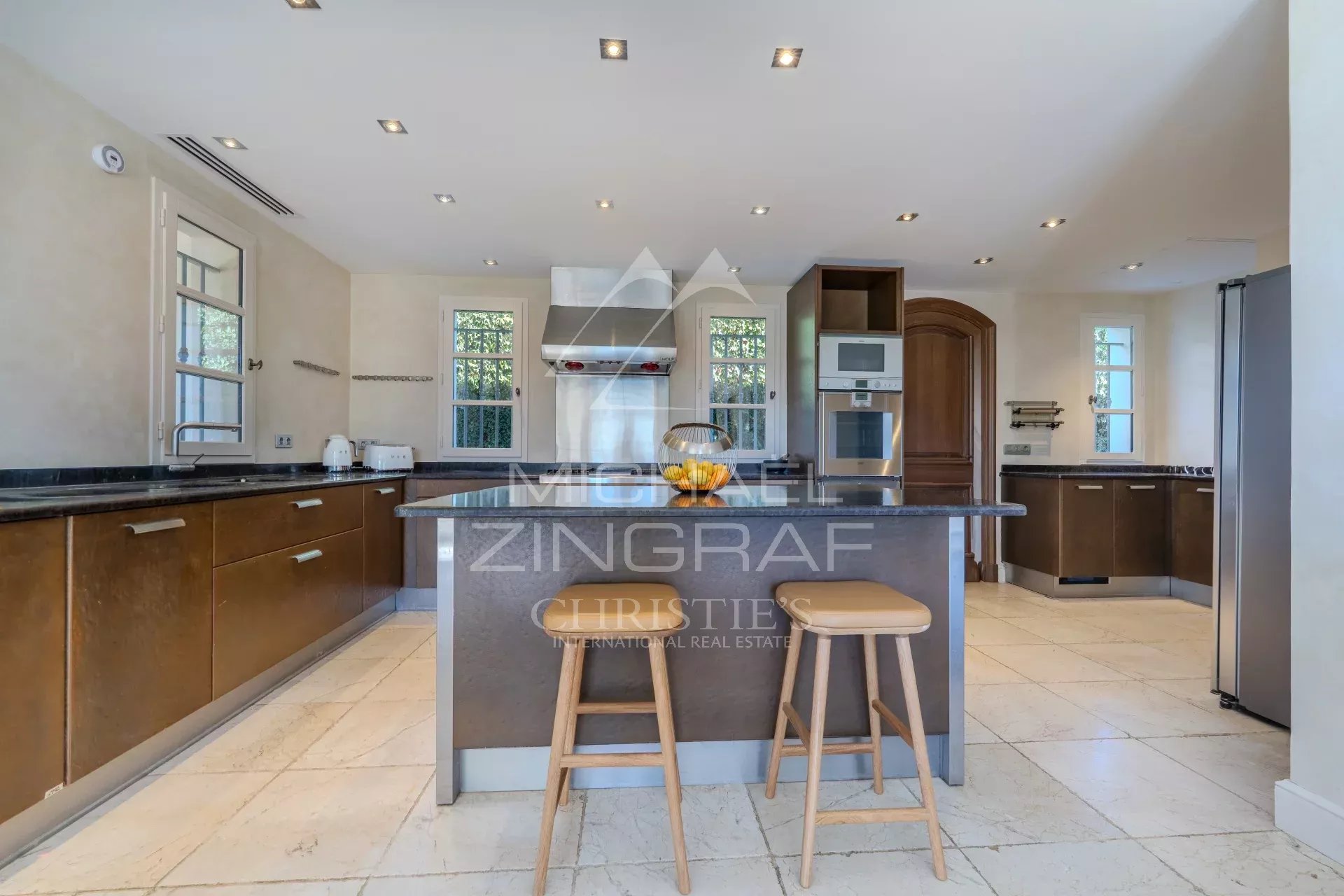 Proche Mougins - Bastide provençale au calme - 5 chambres