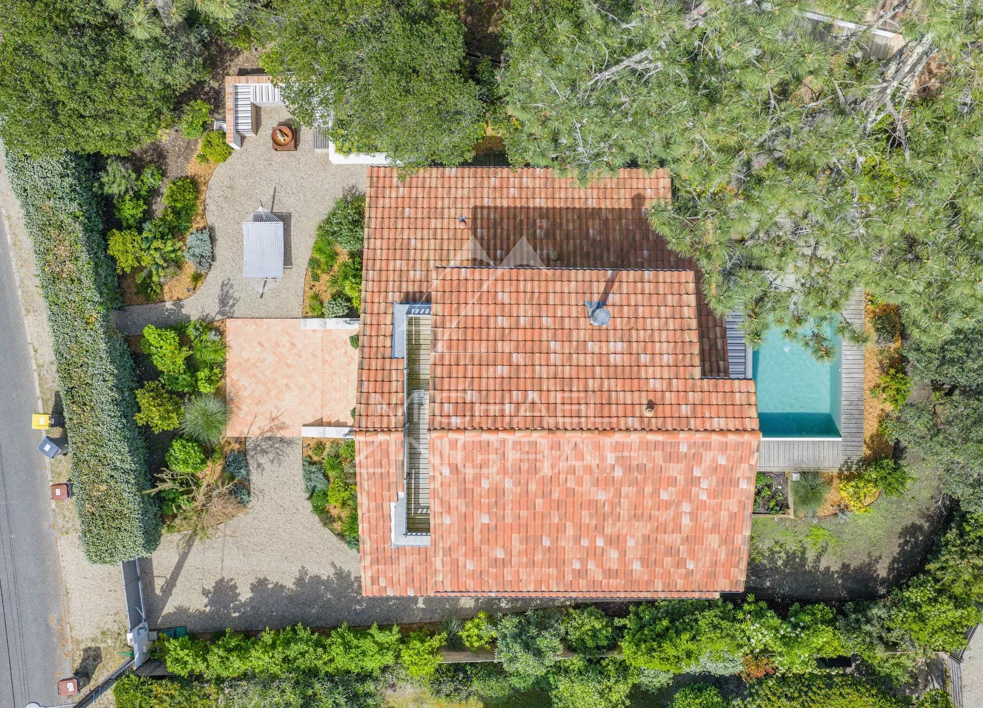 Pyla sur mer - villa avec piscine et vue sur le Bassin