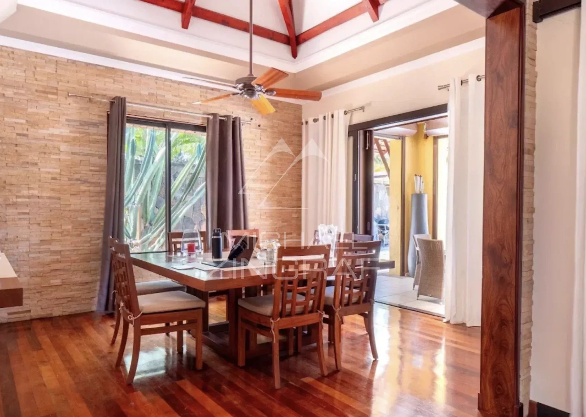 Prestige-Villa an der Westküste