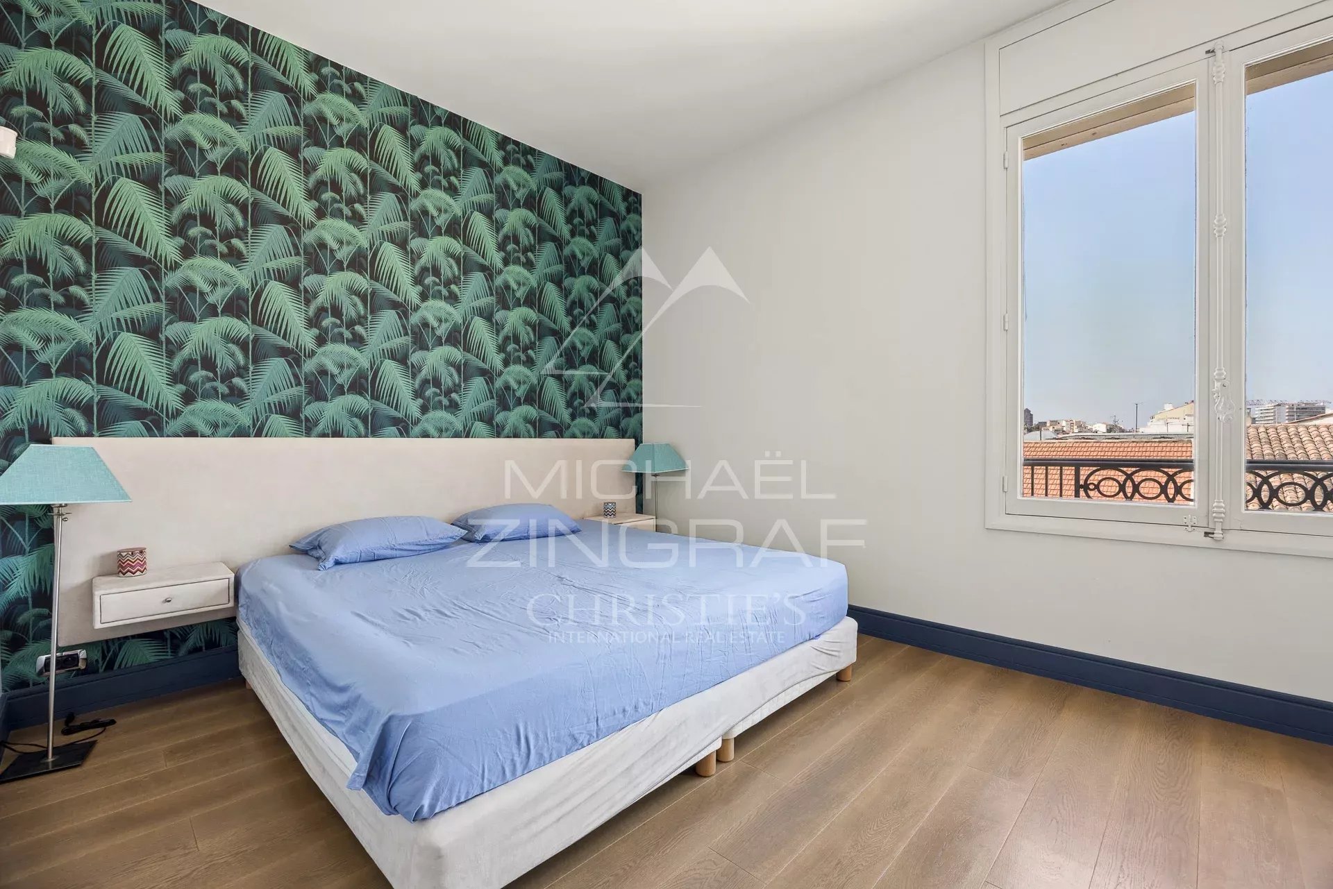 Vierzimmer-Wohnung mit Durchgang im Herzen von Cannes