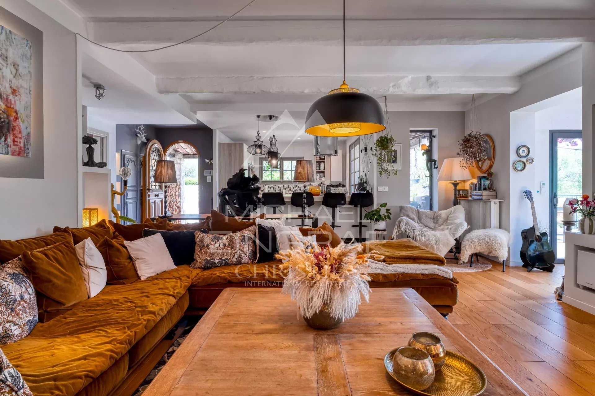 Tourrettes-sur-Loup – Elegante provenzalische Villa in fußläufiger Entfernung zum Dorf