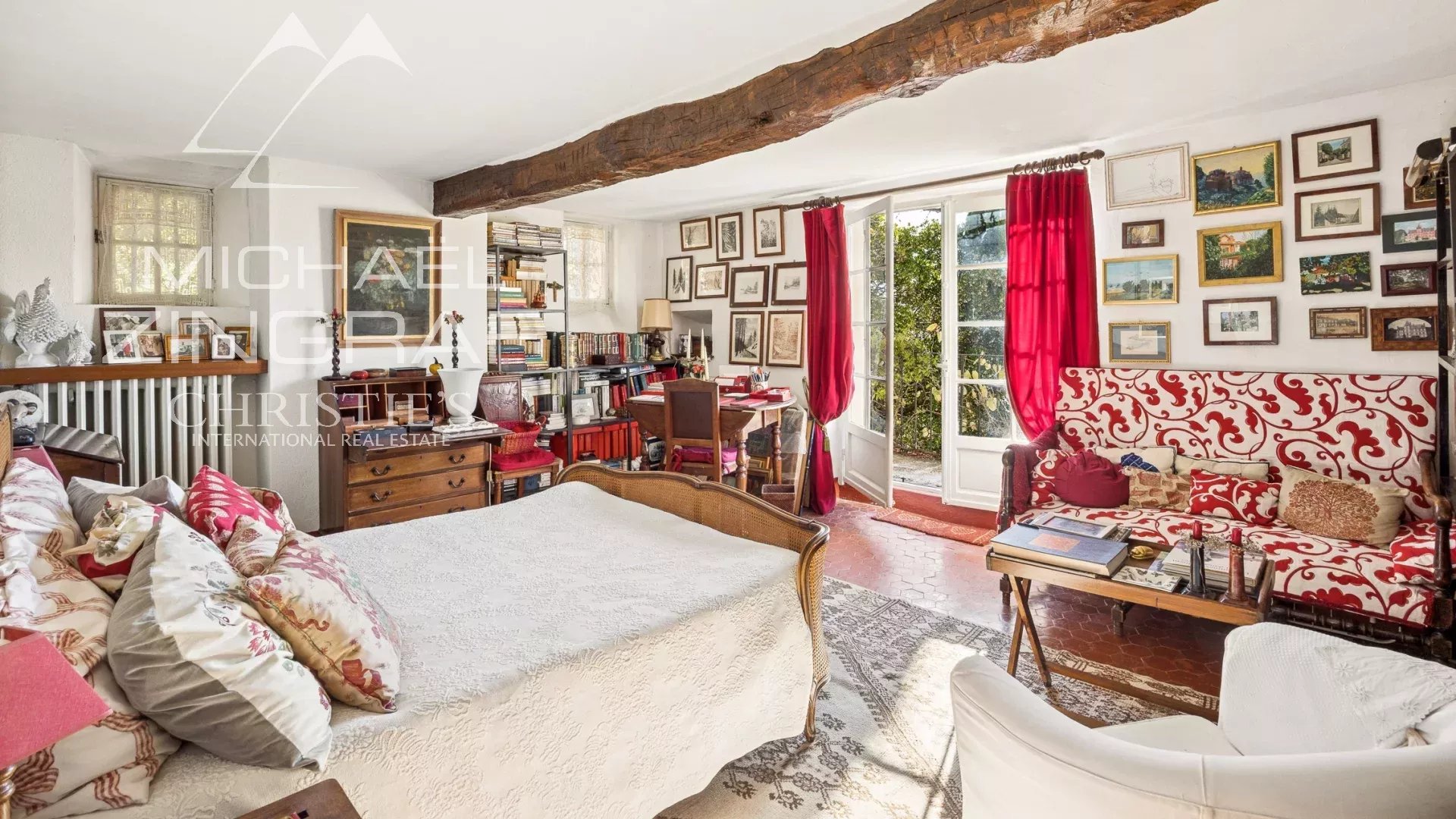 Elegant 18th-Century Farmhouse with Sea-View  & Pool near Village