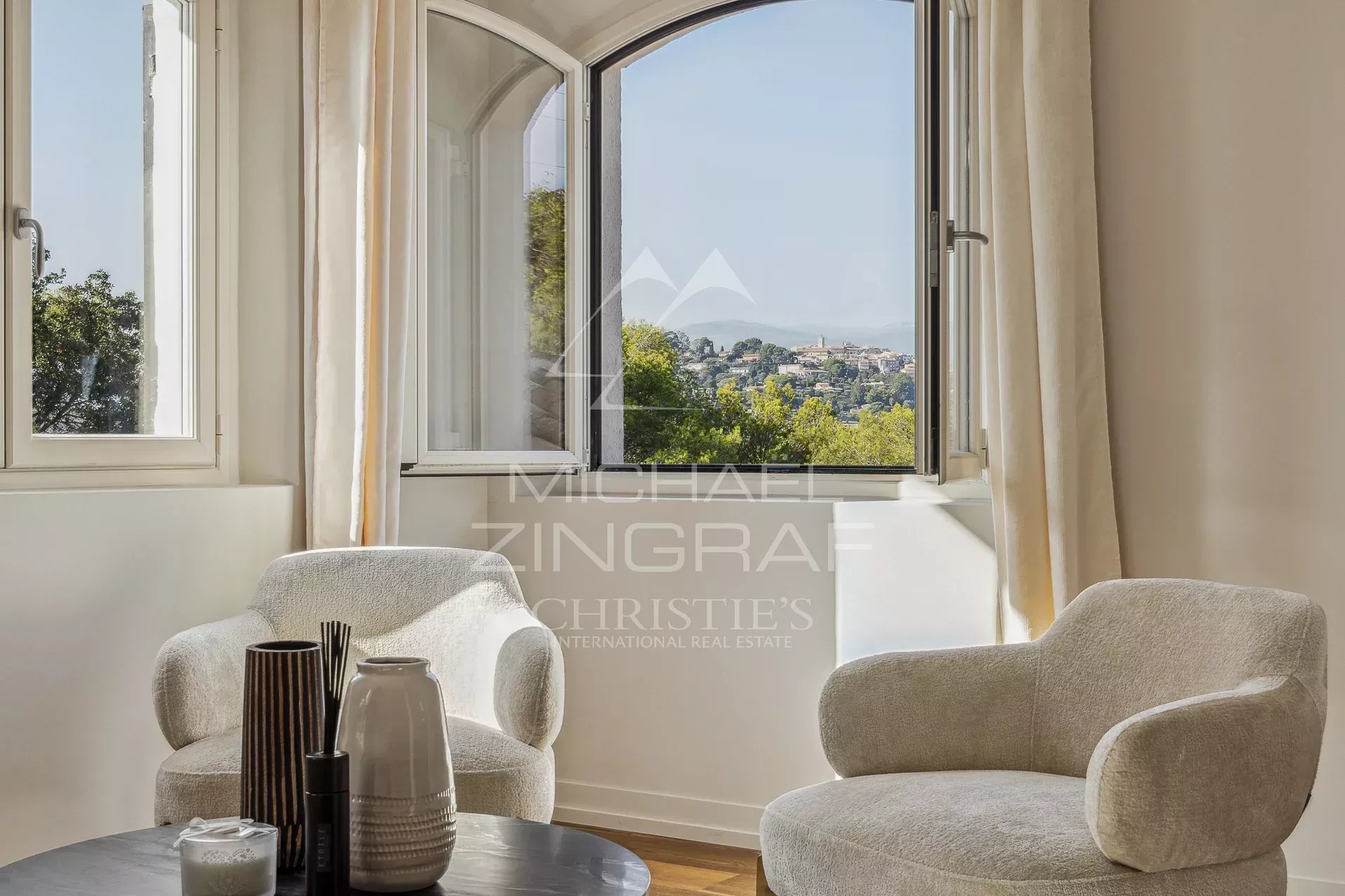 Superbe villa rénovée dans un écrin de verdure - 5 chambres