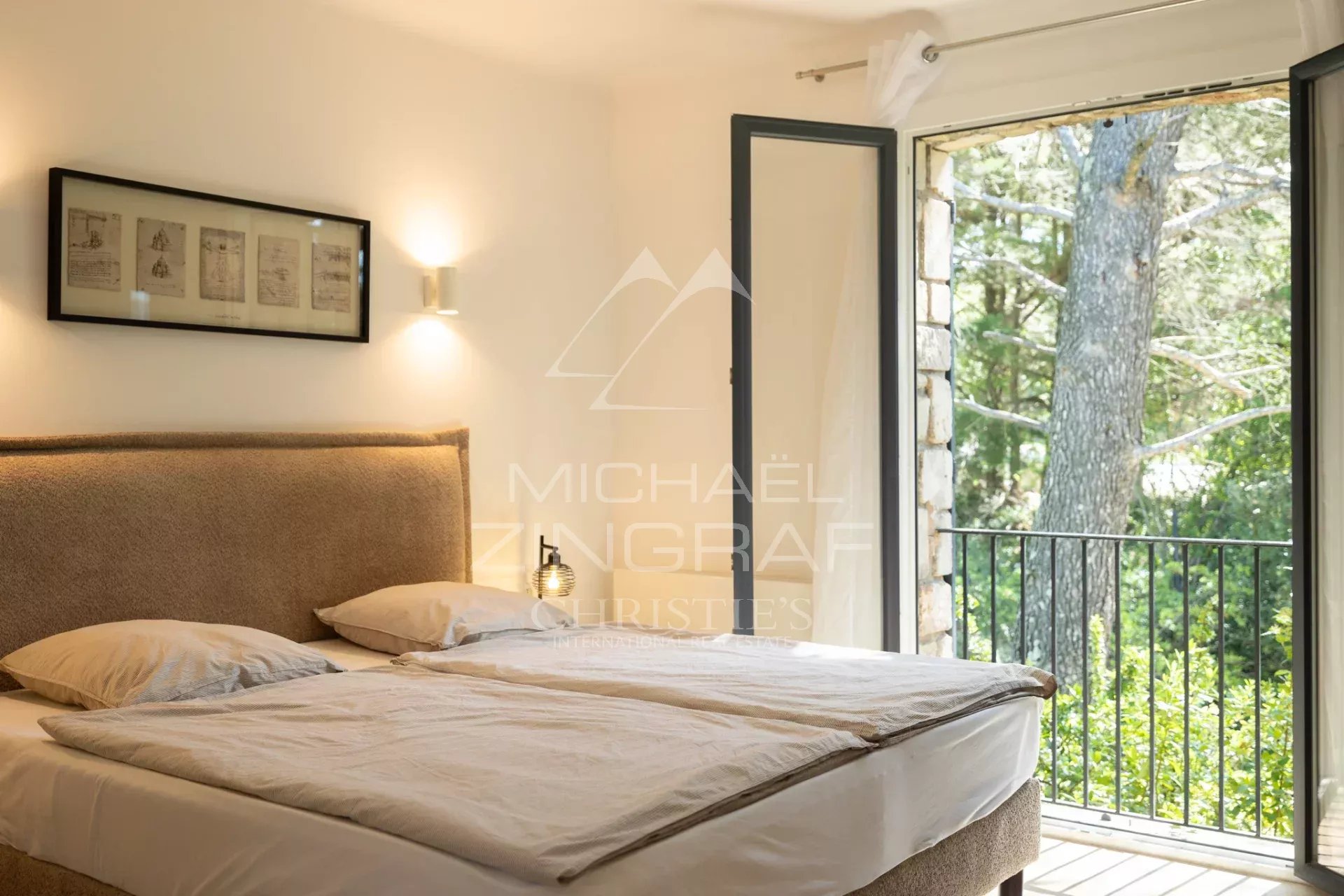 Roussillon - Superbe maison en pierre avec piscine et vues panoramiques exceptionnelles