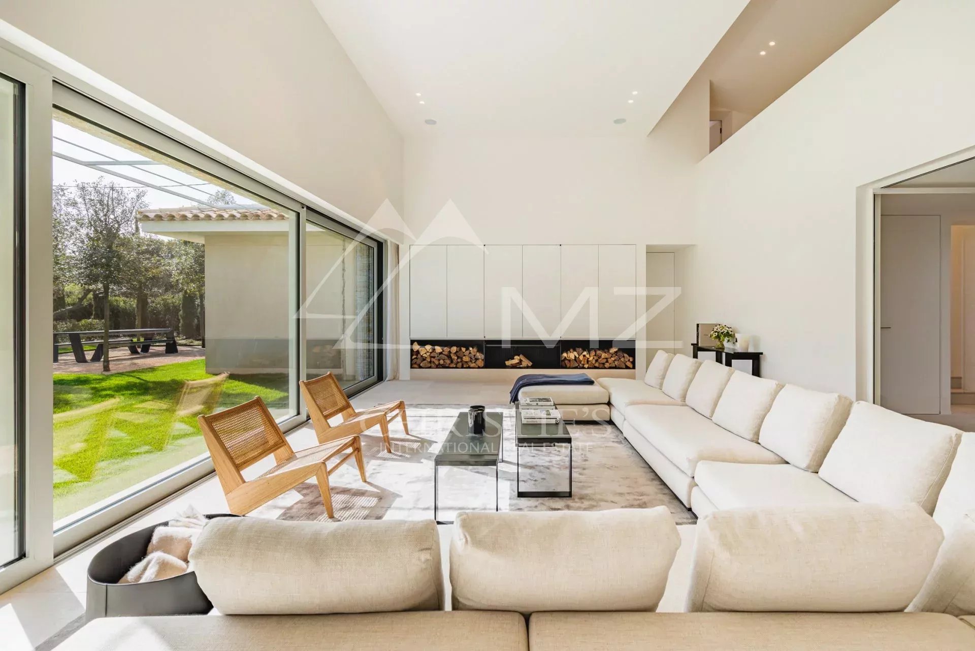 Villa Cala - Saint-Tropez - Wunderschöne neue provenzalische/zeitgenössische Villa