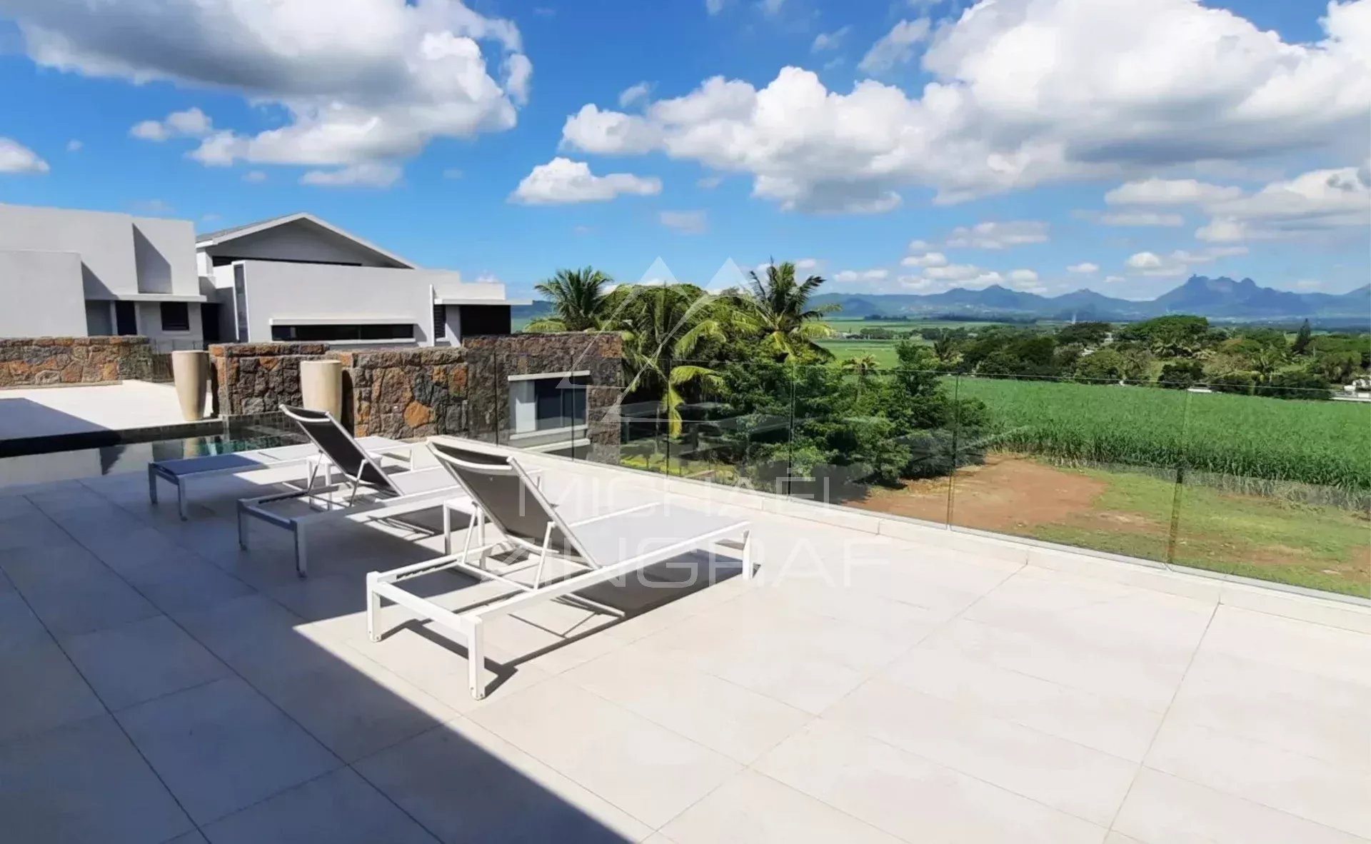 Außergewöhnliches Penthouse in Belle Vue