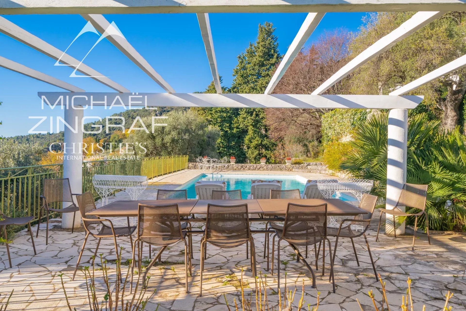 Villa with sea and lake views