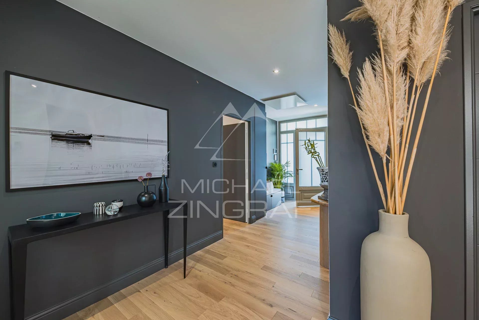 Abatilles – Elegante Familienvilla mit Pool