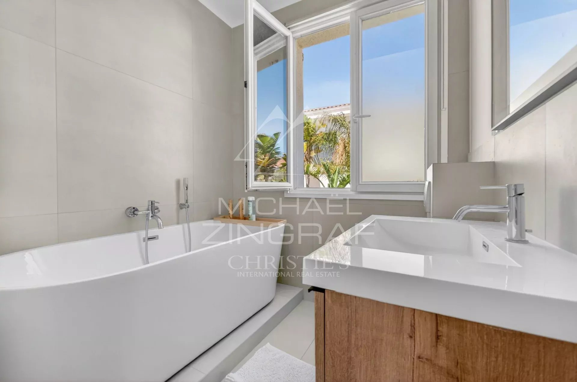 A deux pas des plages, 3 chambres aperçu mer