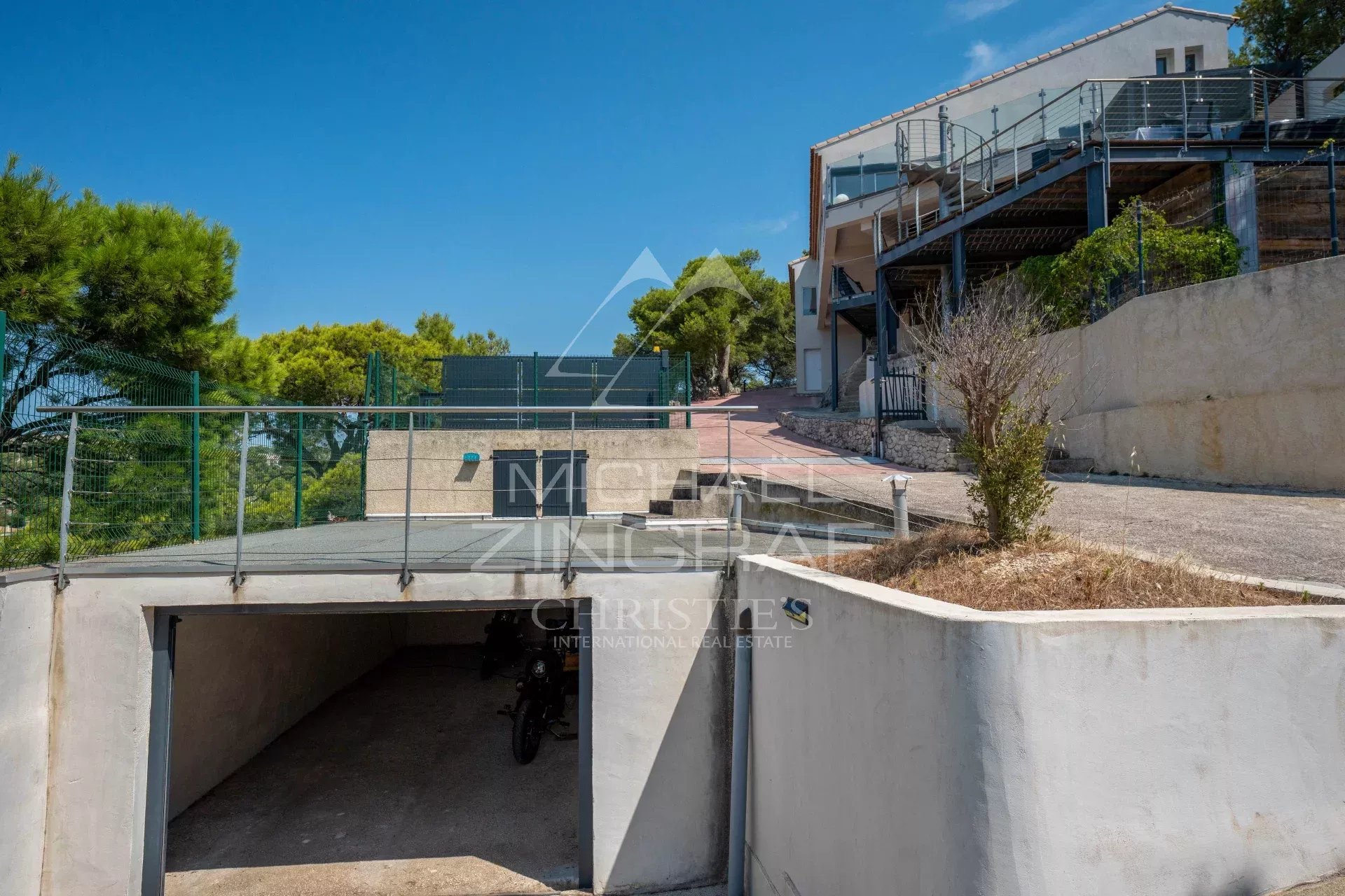 ENSUÈS-LA-REDONNE - MAISON AVEC VUE MER