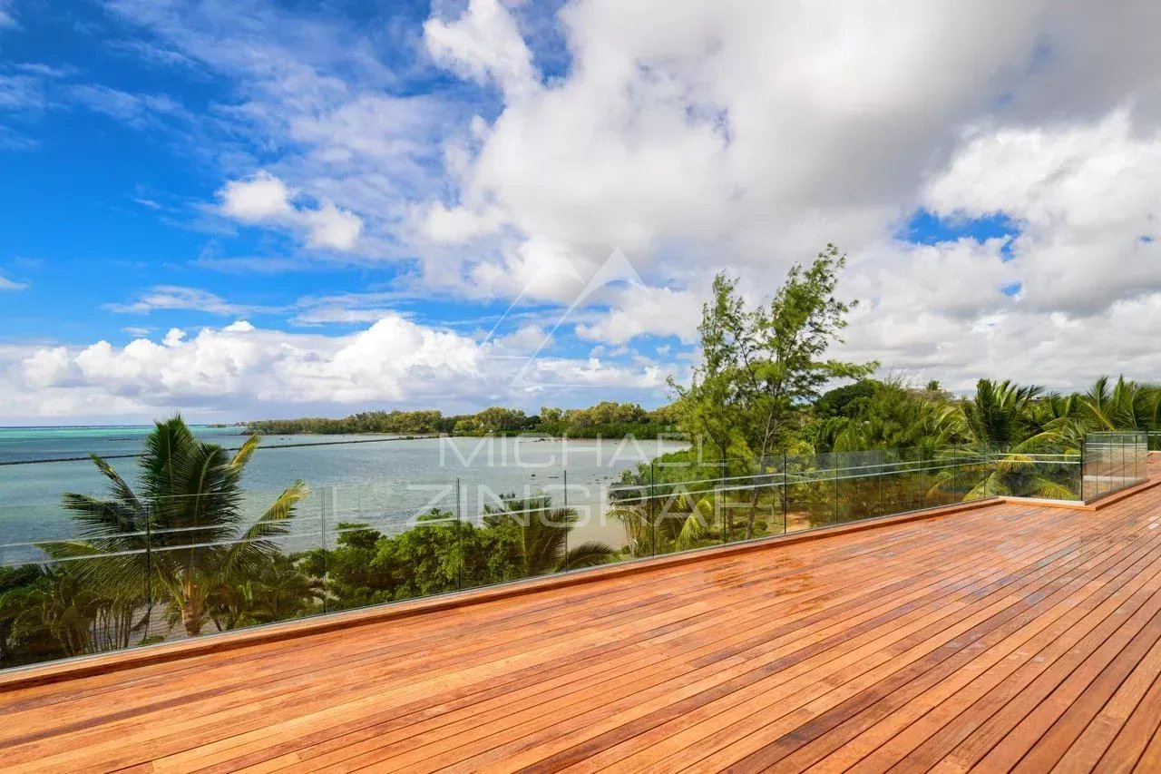Penthouse d’Exception de 4 Chambres avec Vue Panoramique sur le Lagon à Azuri Golf & Beachfront Village