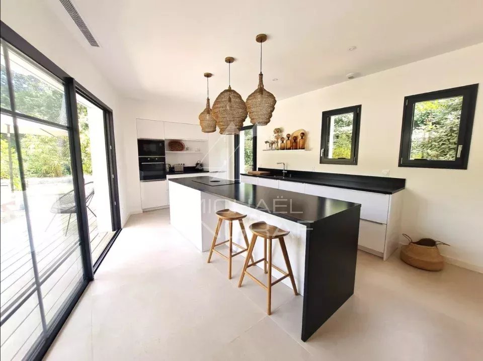 VILLA HAÏTZA PYLA SUR MER SLEEPS 6.