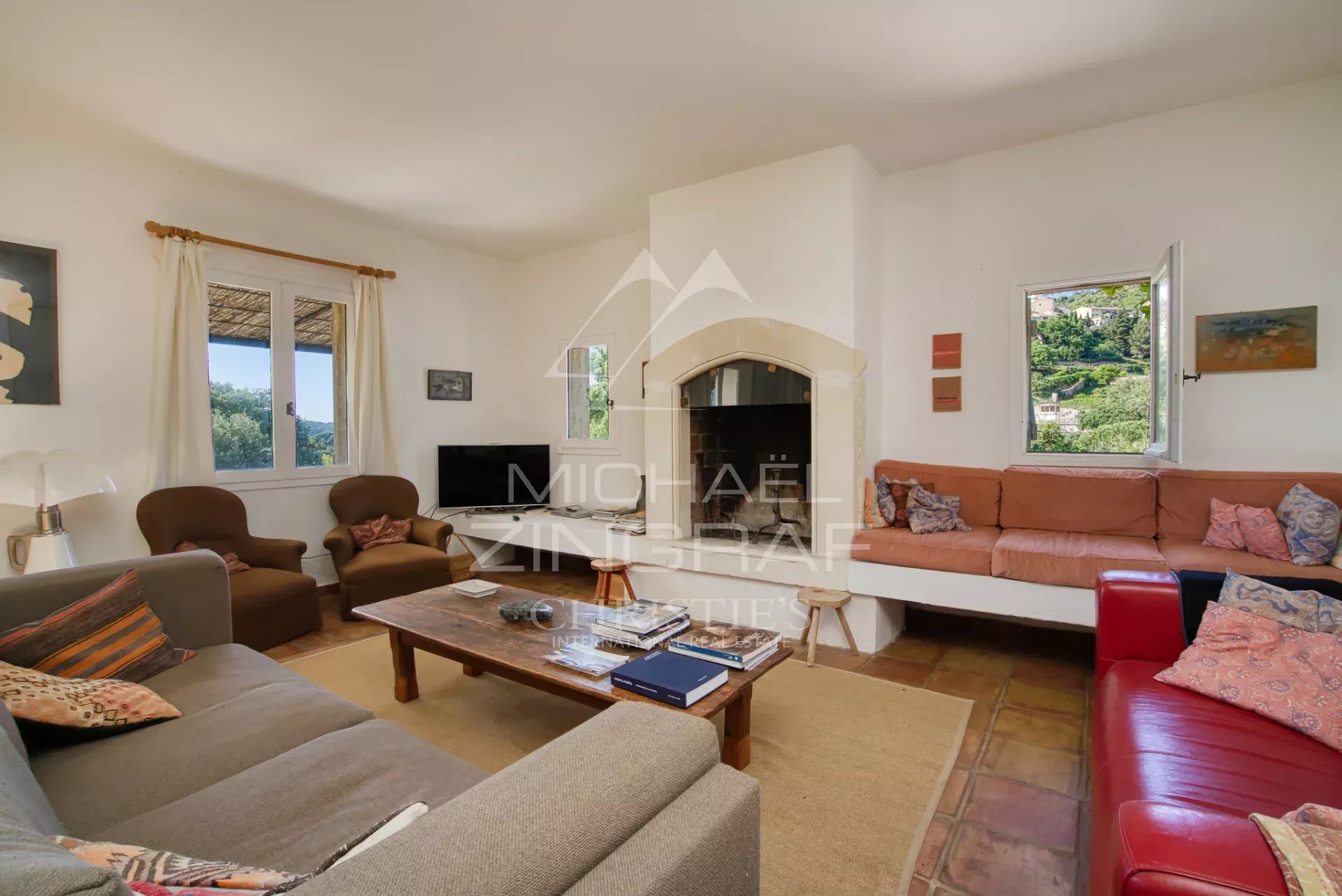 Ramatuelle – Vue imprenable sur la mer et le village