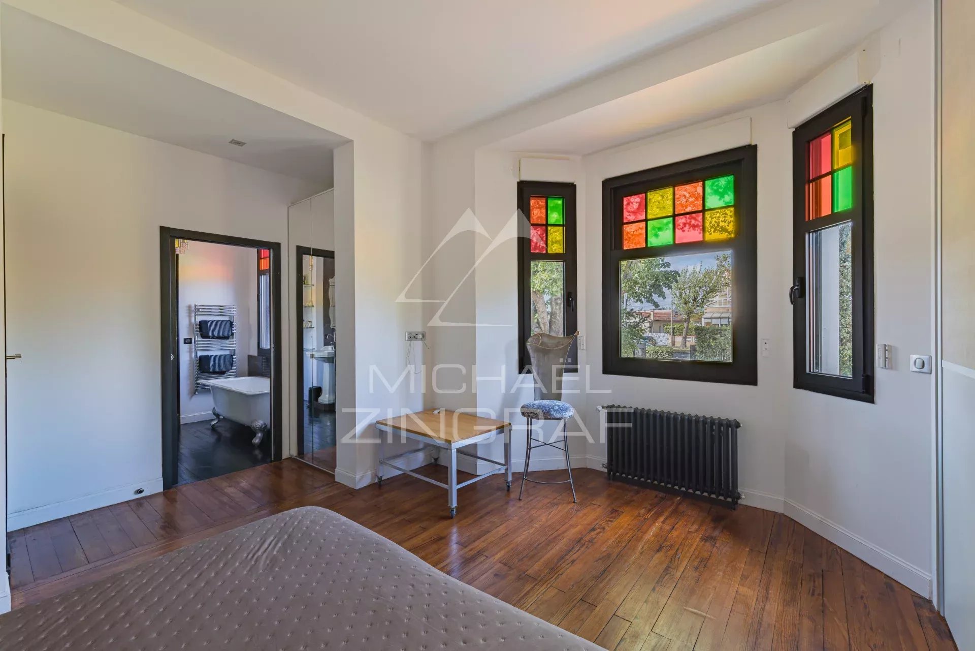 PROCHE PLAGE ARCACHON - VILLA DE 8 PIÈCES AVEC PISCINE