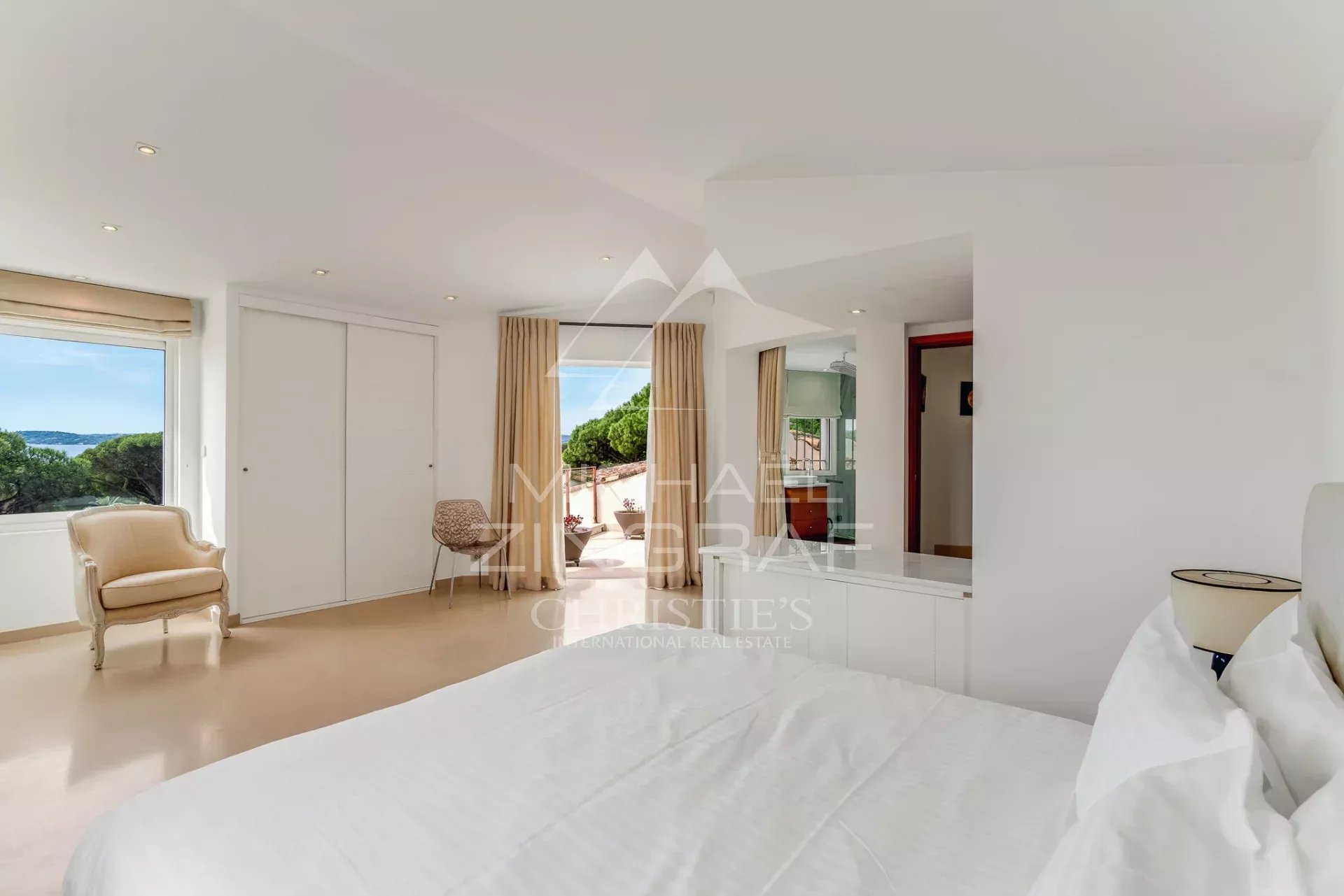 Adresse rare dans un quartier prisé, vue mer