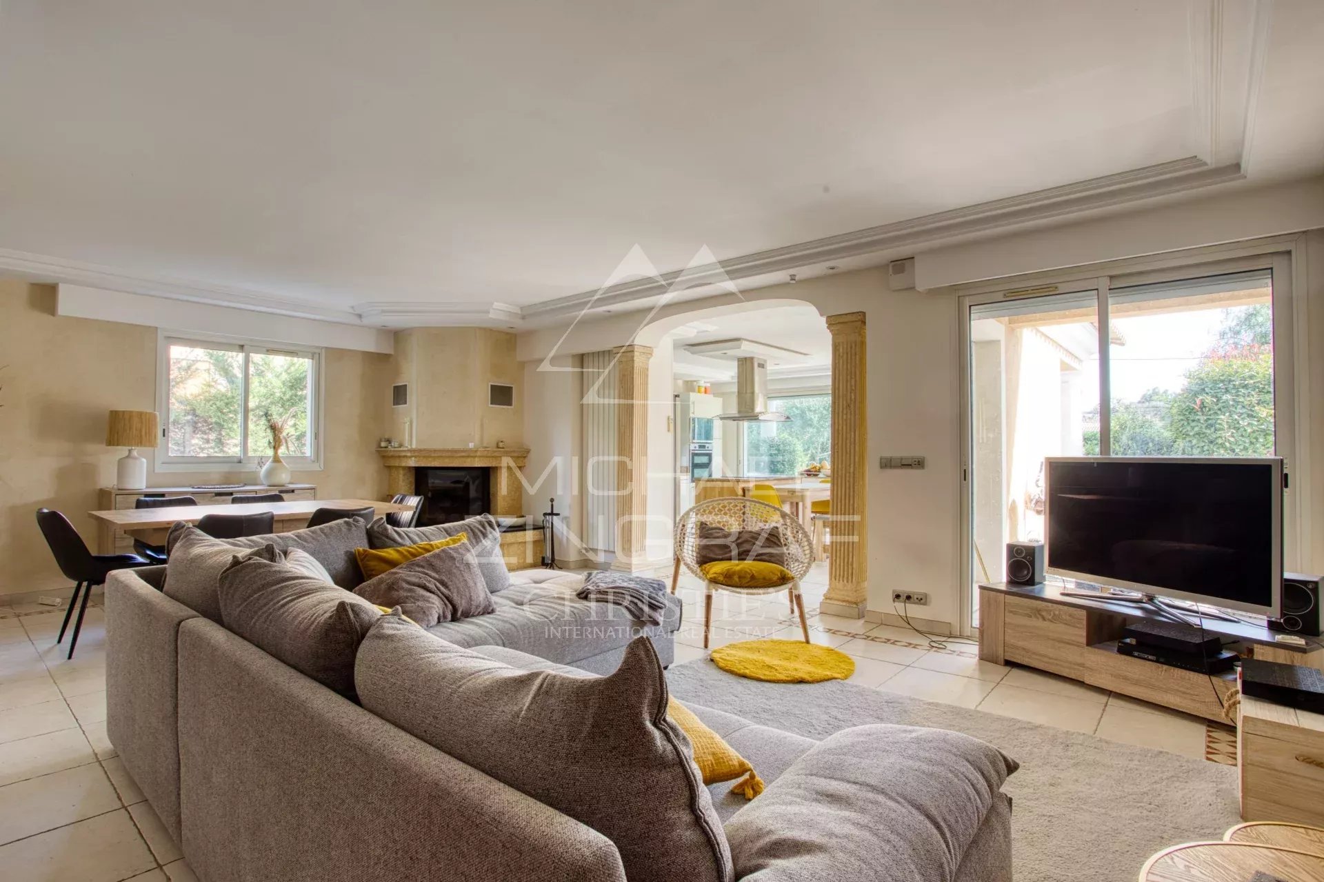 Antibes Théâtre Anthéa - Belle villa avec piscine