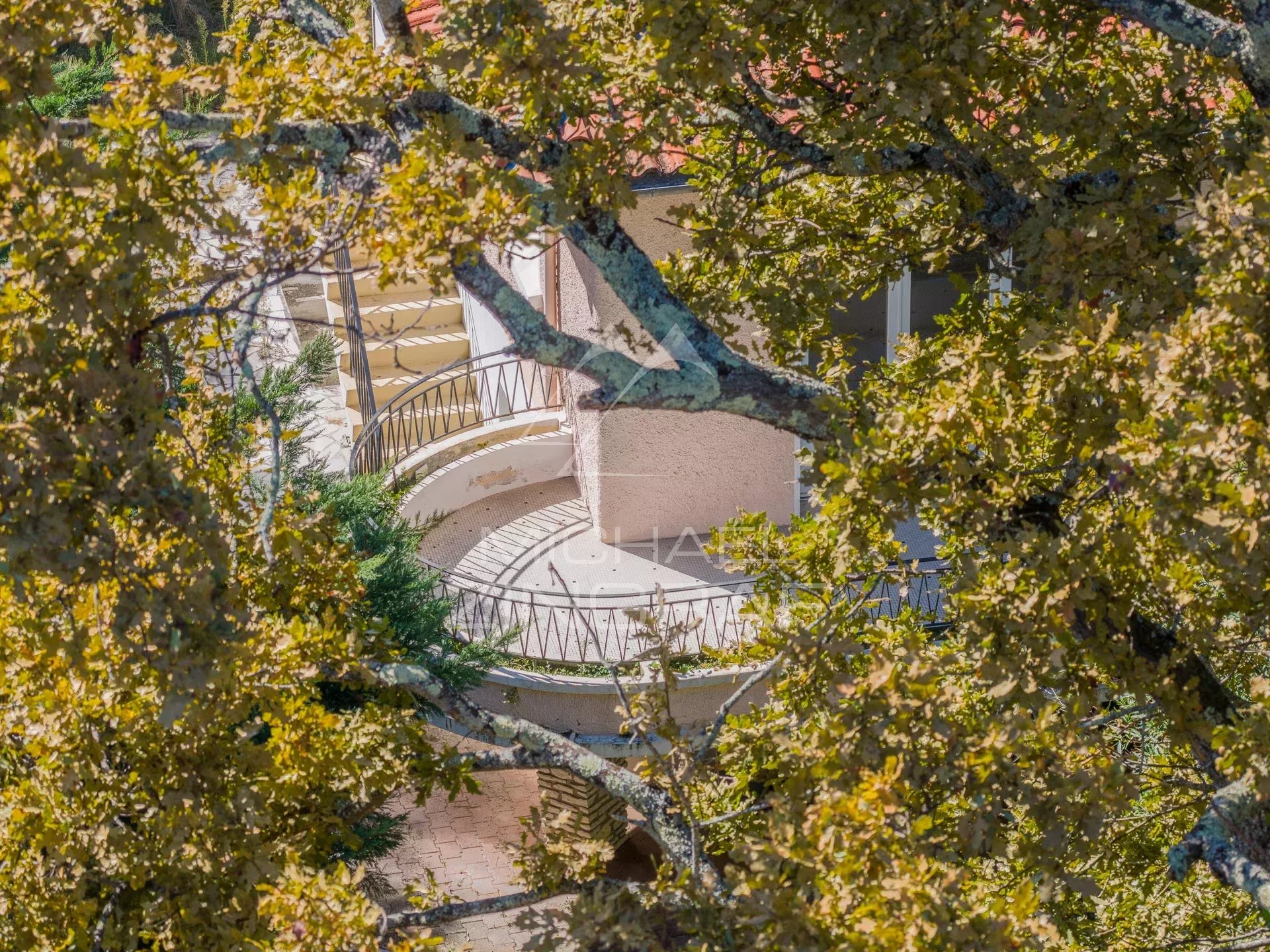 Quartier Pereire - Villa à rénover -