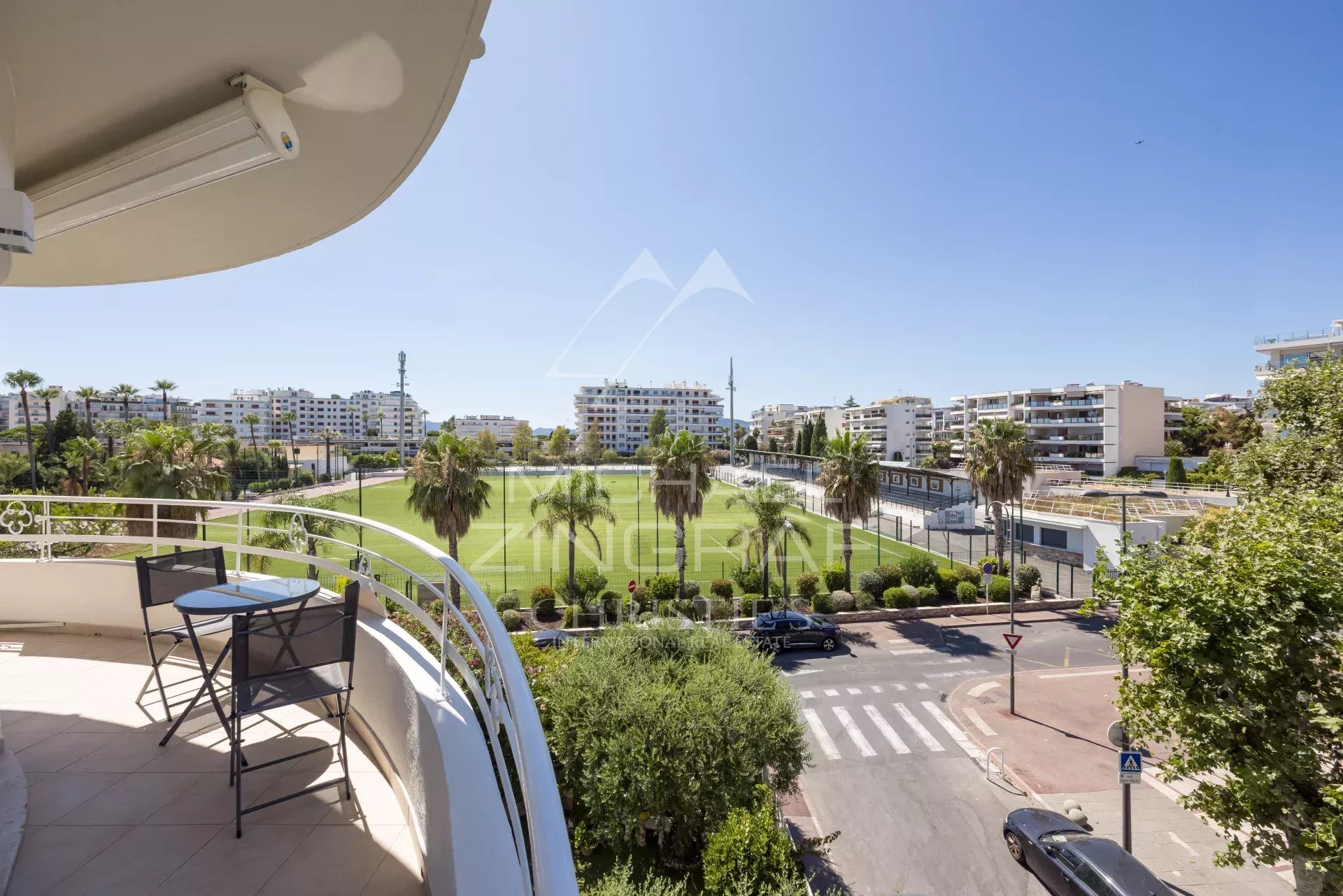 Splendid 3 rooms in the heart of Palm Beach