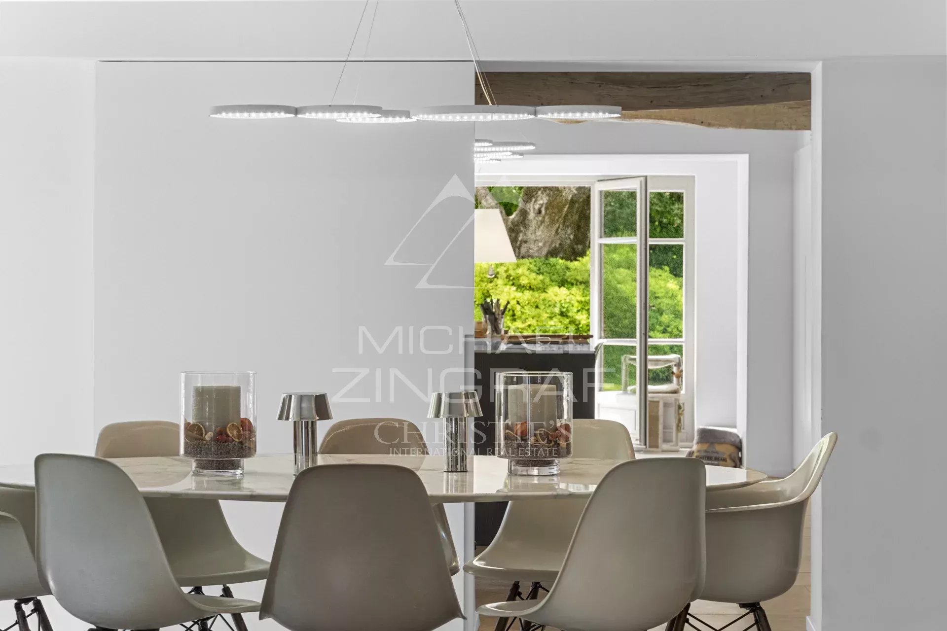 Valbonne village à pied – Bastide historique entièrement repensée