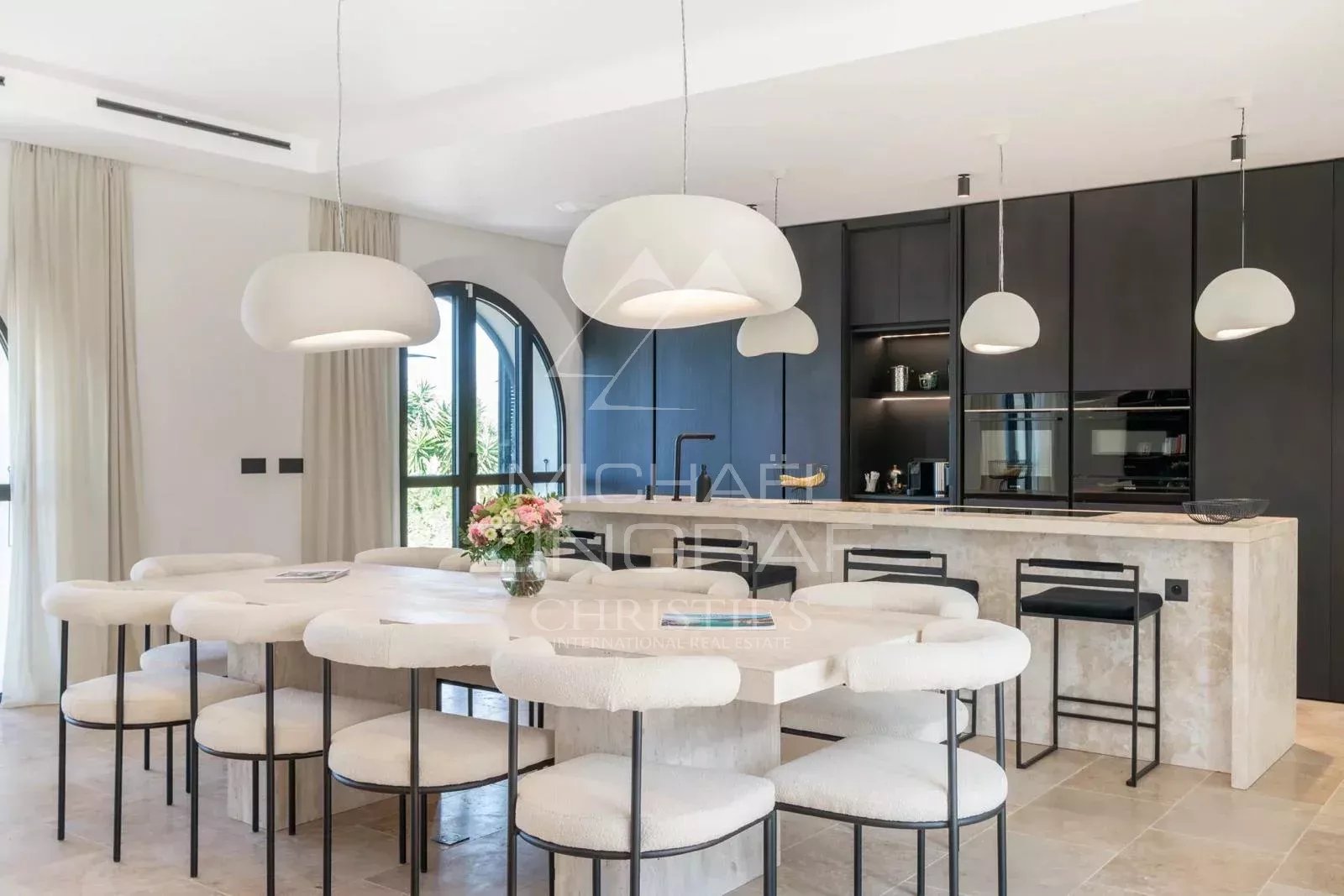 Cap d'Antibes West Side - Contemporary waterfront property - panoramic sea view